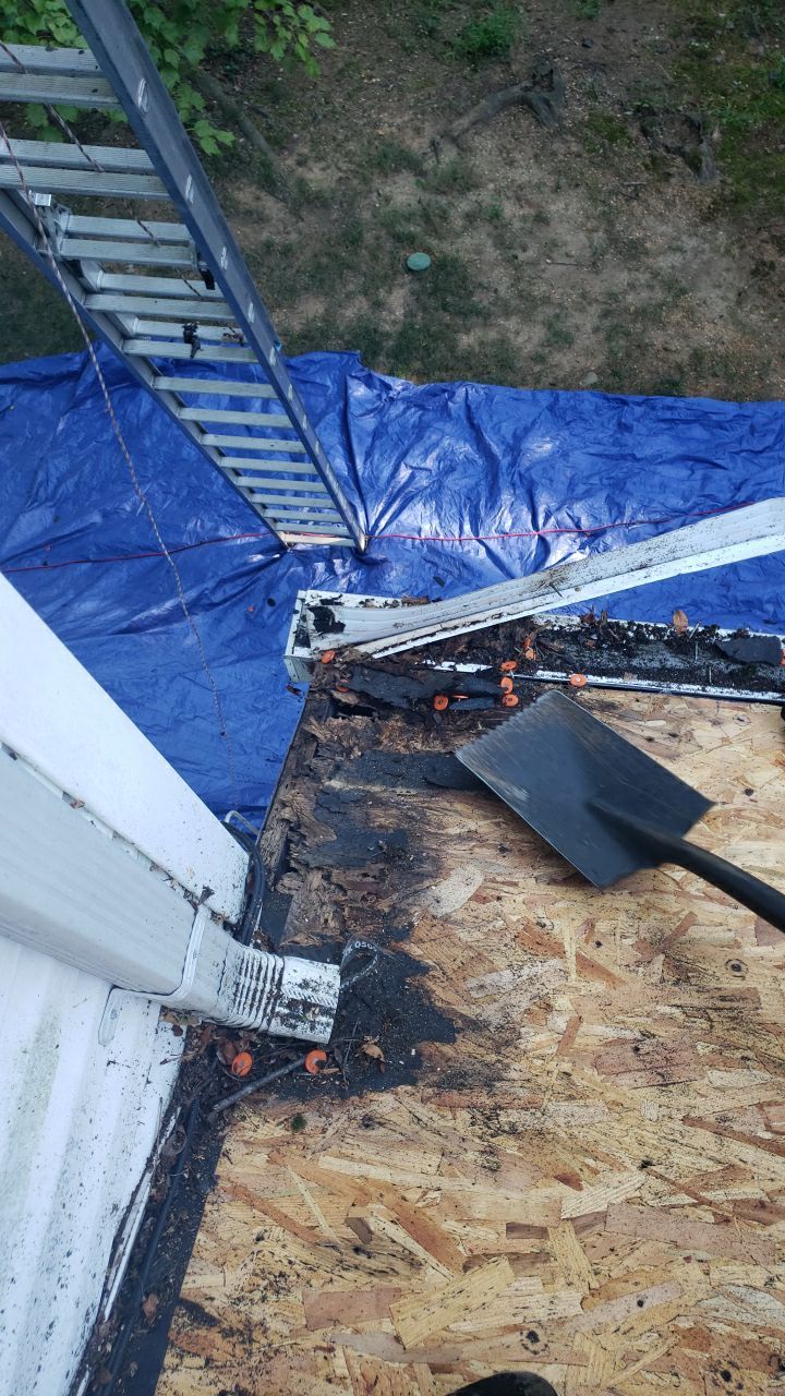 Marshall Roofing Project - Landmark Pro Max Def Pewterwood Designer Shingles by RM Banning, Inc.