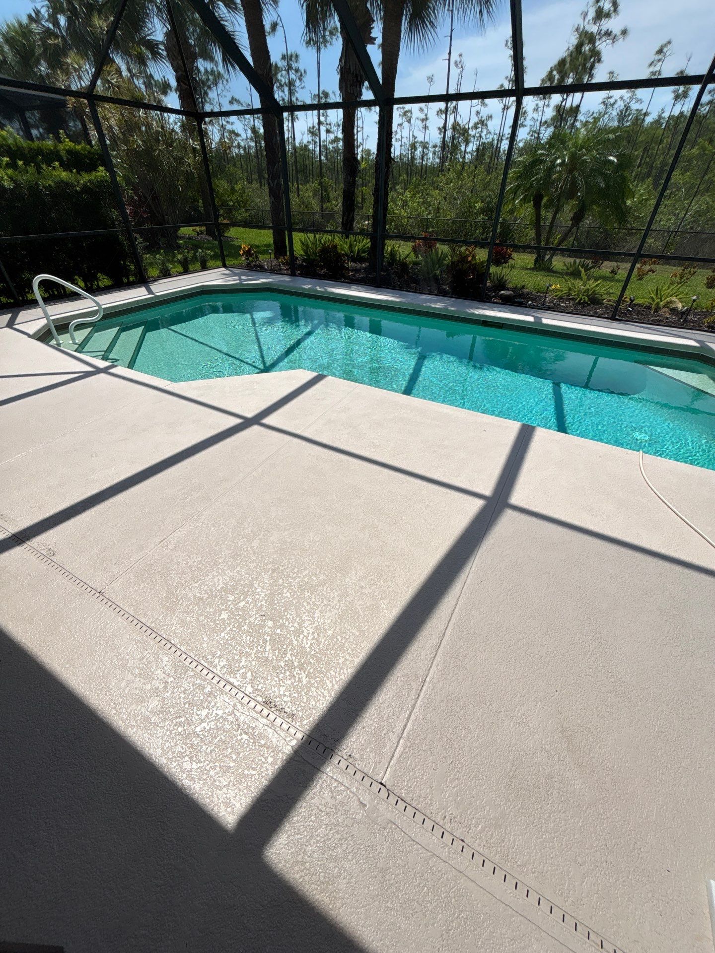 Porcelain Pool Deck - Colonial Country Club by Old Town Pavers Llc