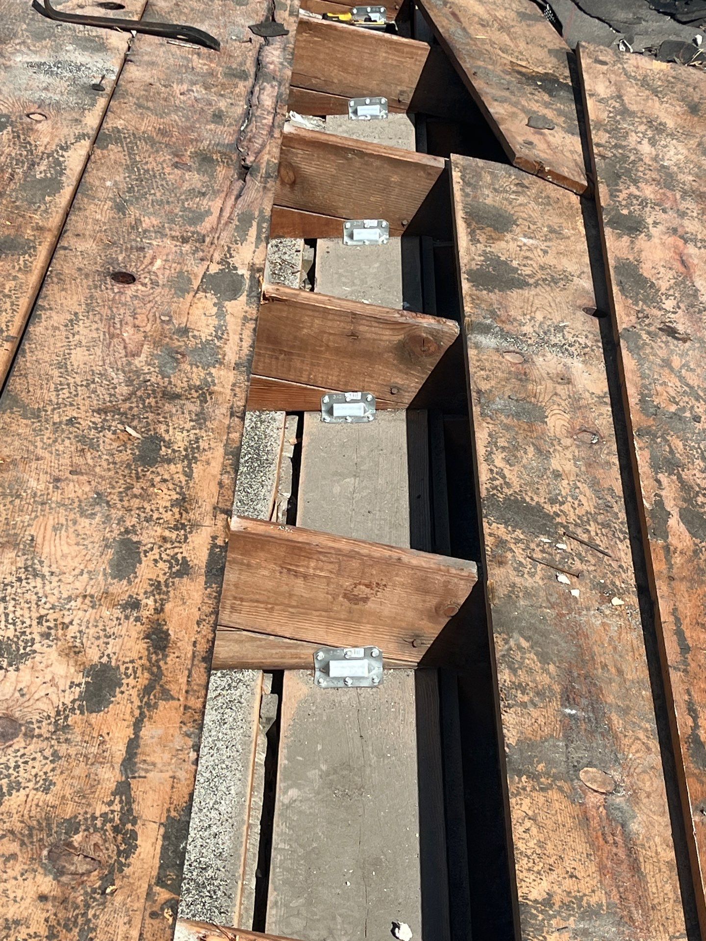 Project in St. Petersburg 33704 by Mitchell Roofing Company LLC 