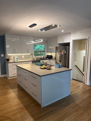 Modern Kitchen Remodeling with Large Central Island in Doraville