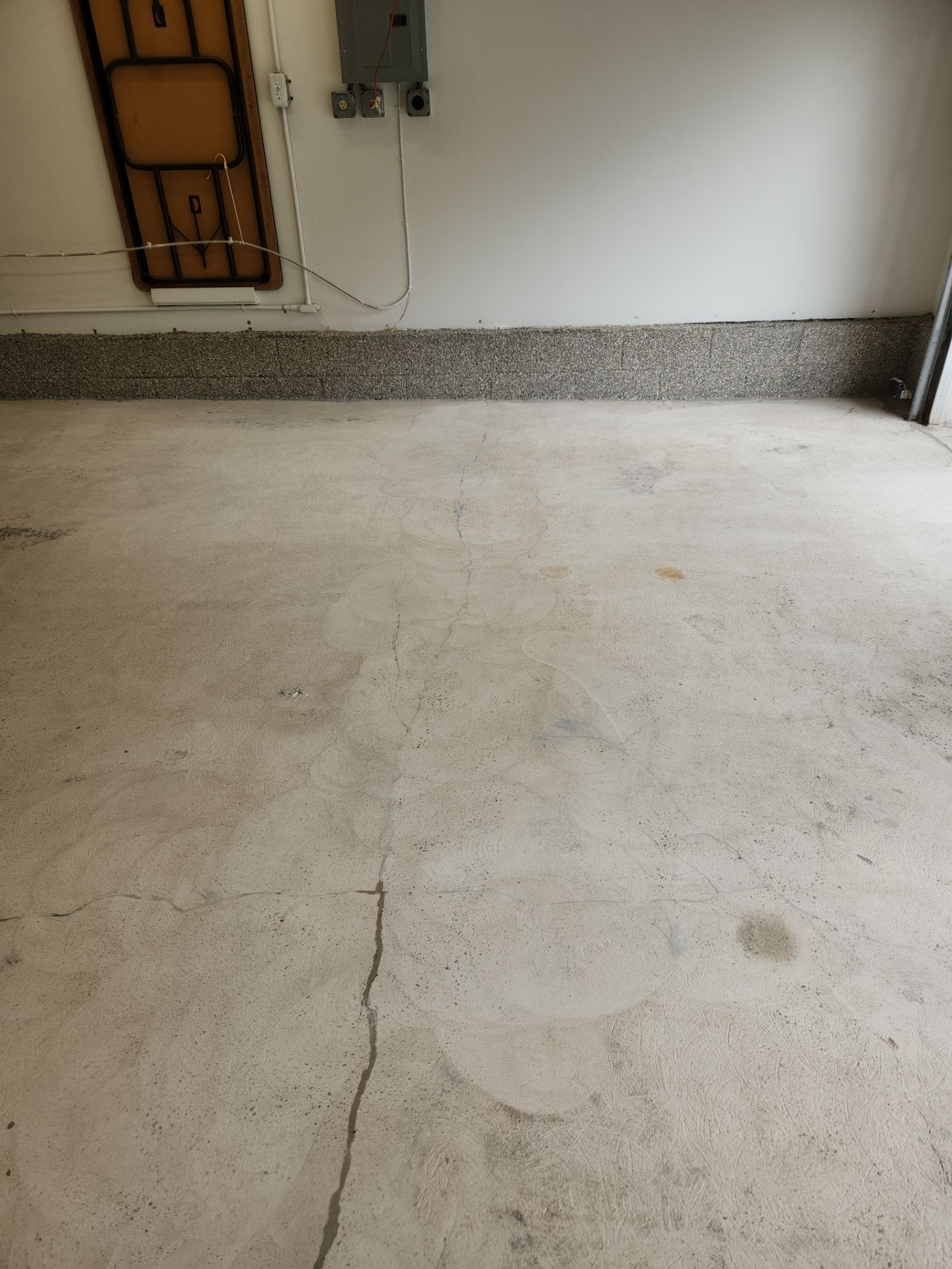 Garage Floor Coating and Crack Repair in Ramsey, New Jersey by Spectrum Painting, LLC
