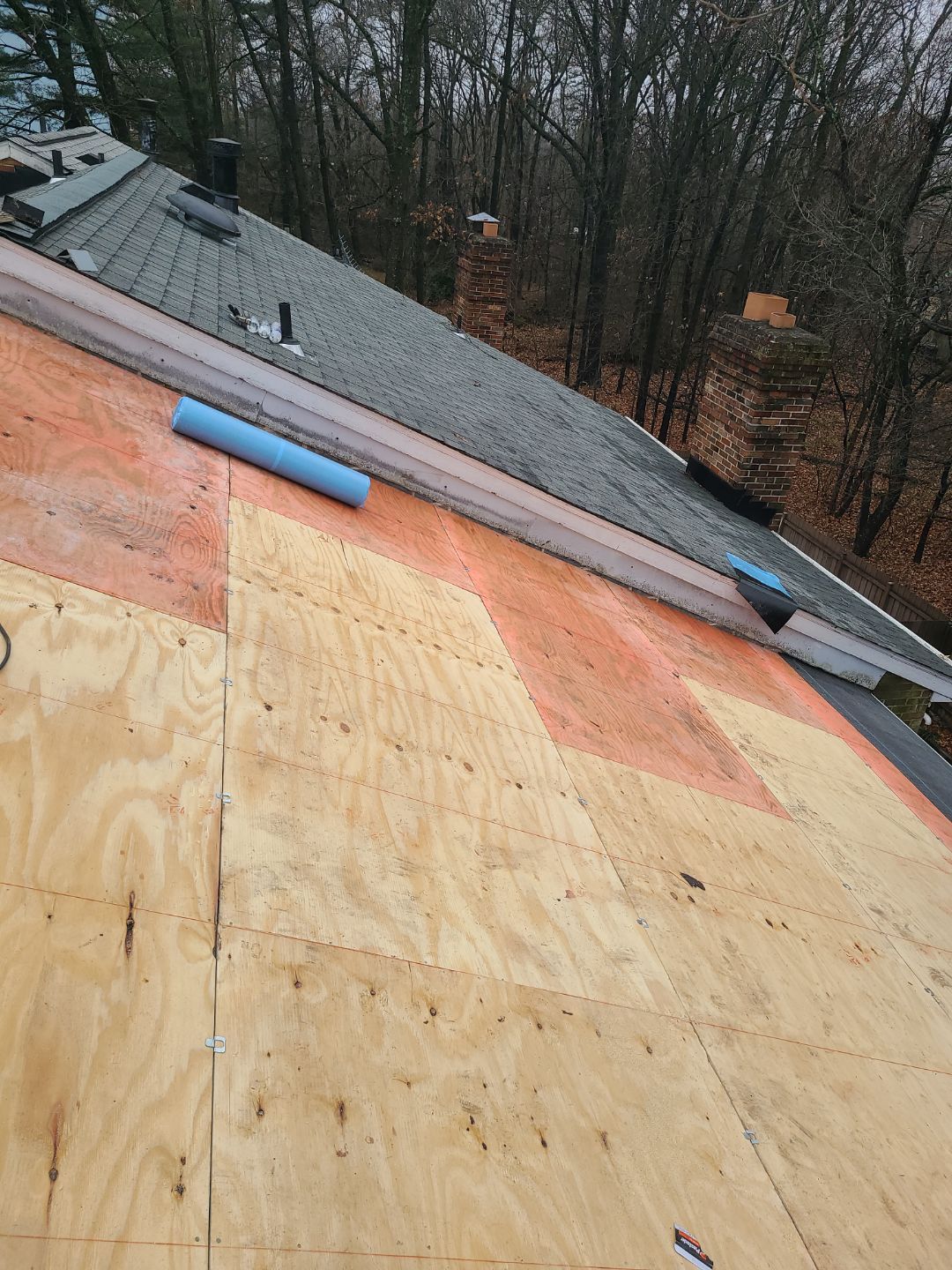 Vienna: Residential Roof Replacement with CertainTeed Landmark Pro in Max Def Weathered Wood by RM Banning, Inc.