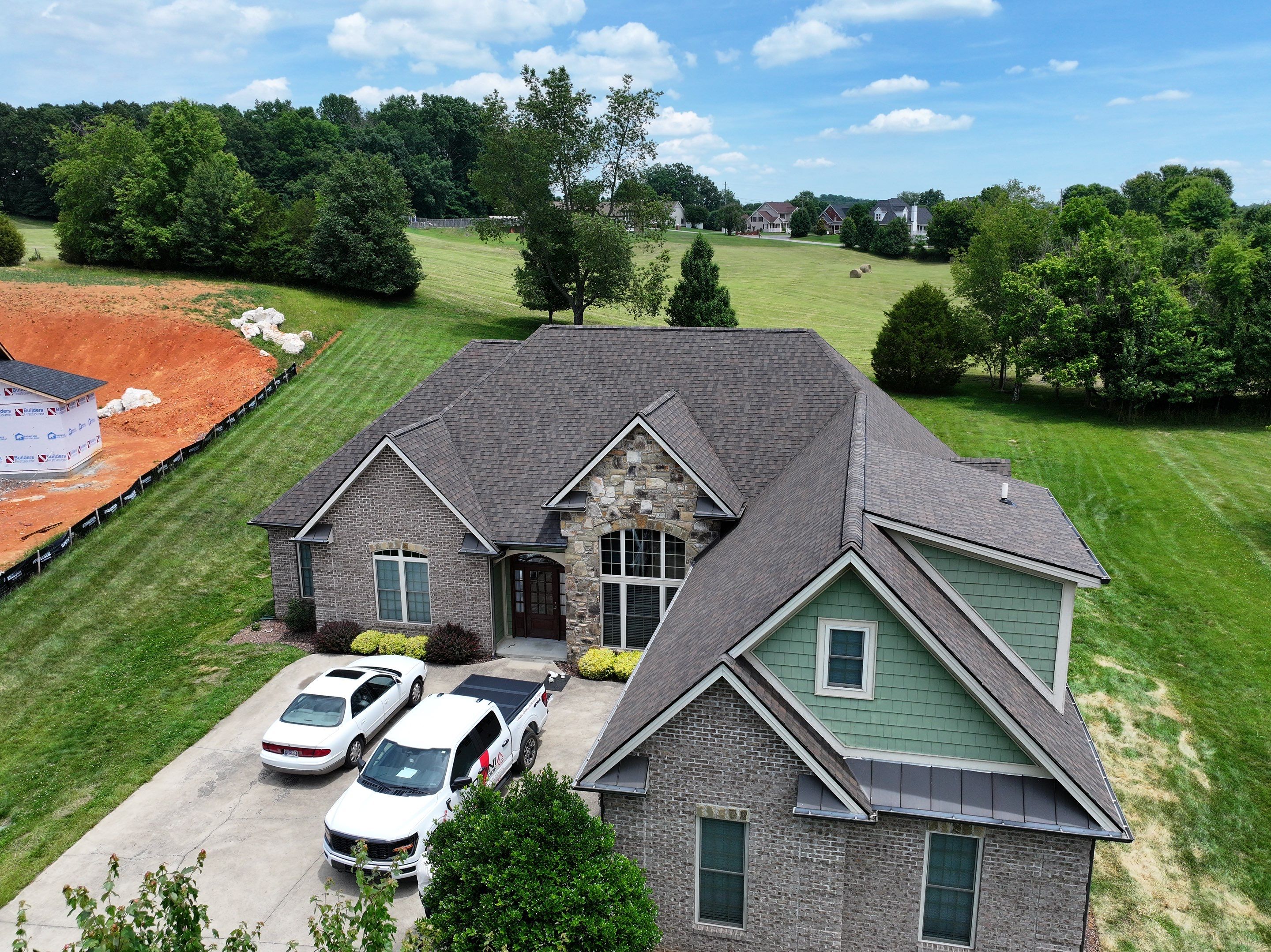 Dye Residence by Omnia Roofing
