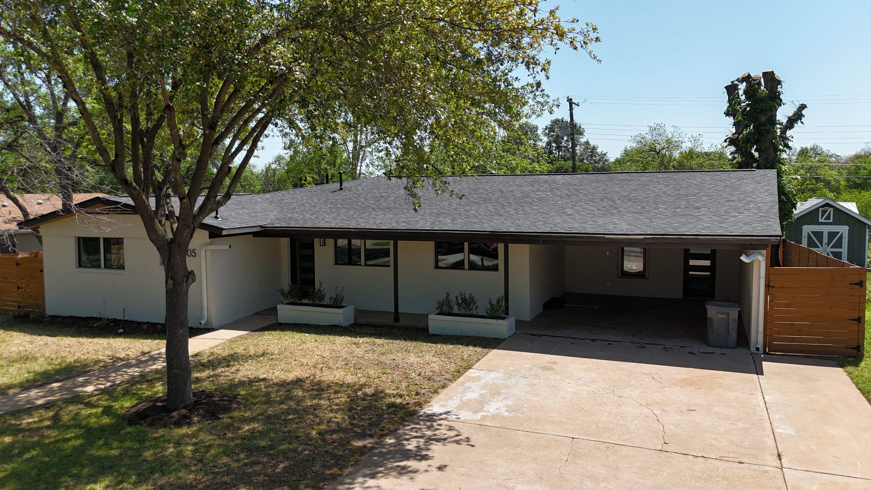 Onyx Black - Owens Corning TruDefinition Duration  by RoofsOnly.com