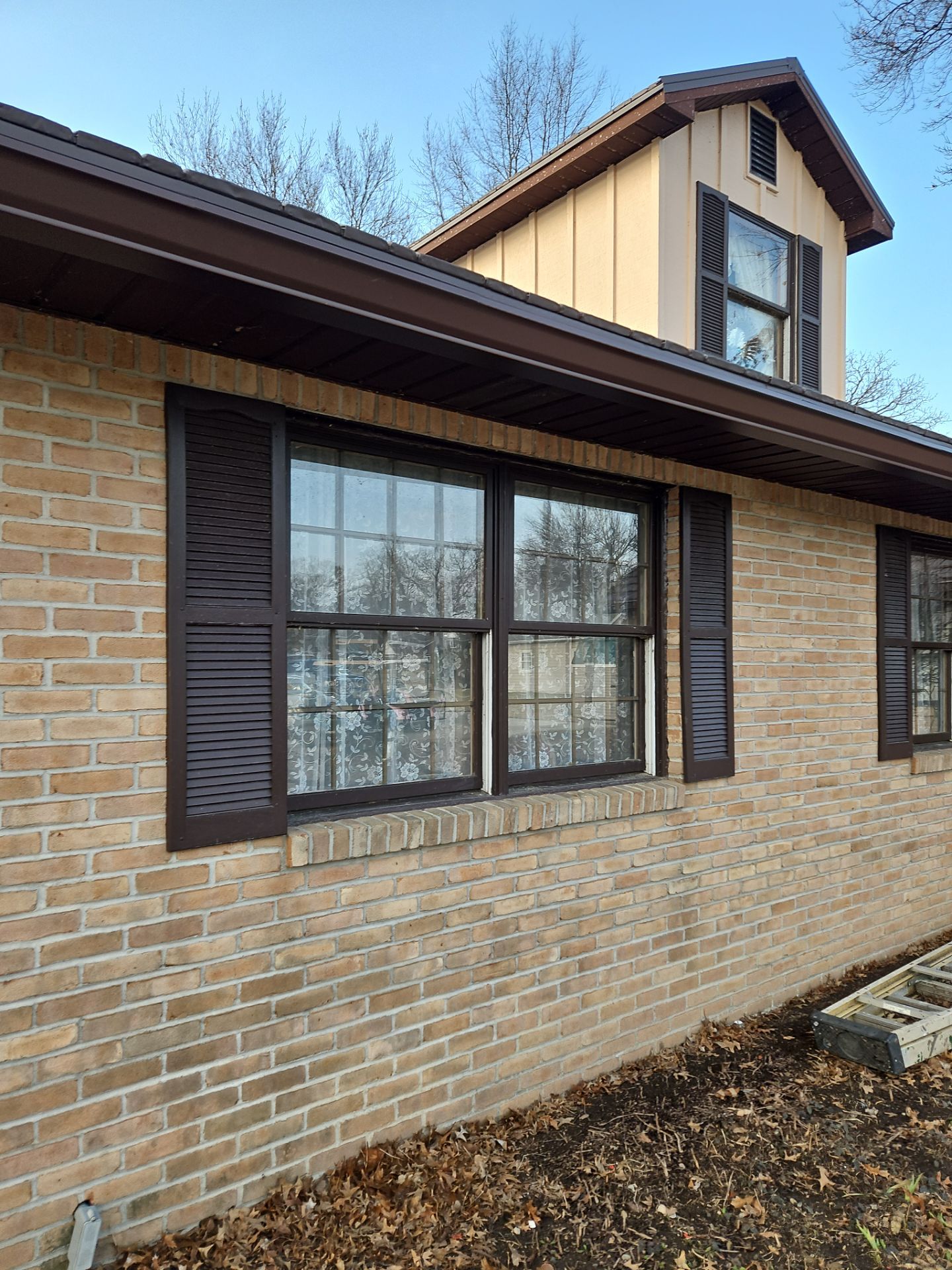 Residential Roofing Installation using Great American Shake - Mustang Brown by Nitro Roofing and Construction