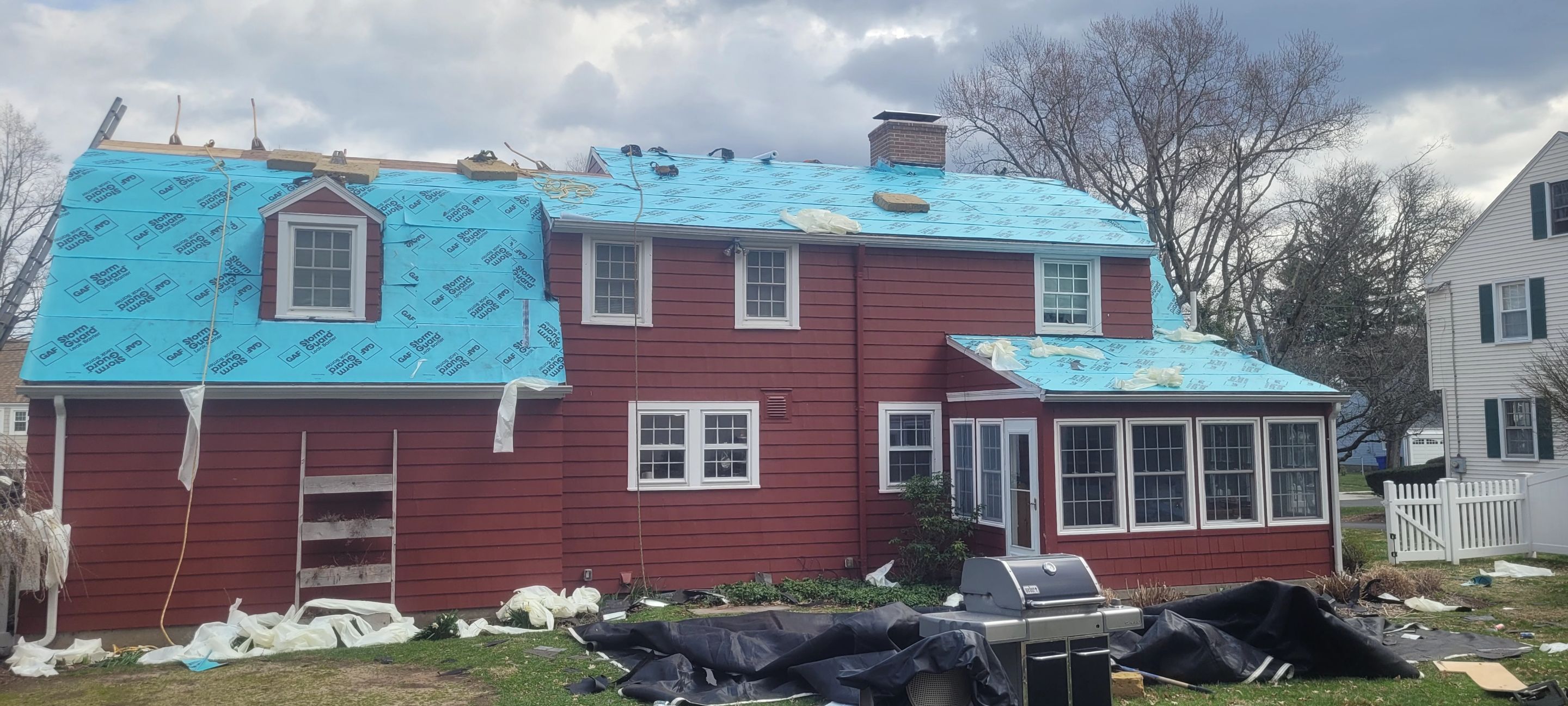 Show stopping shingles professionally and efficiently installed by DiGiorgi Roofing & Siding INC by DiGiorgi Roofing and Siding Inc