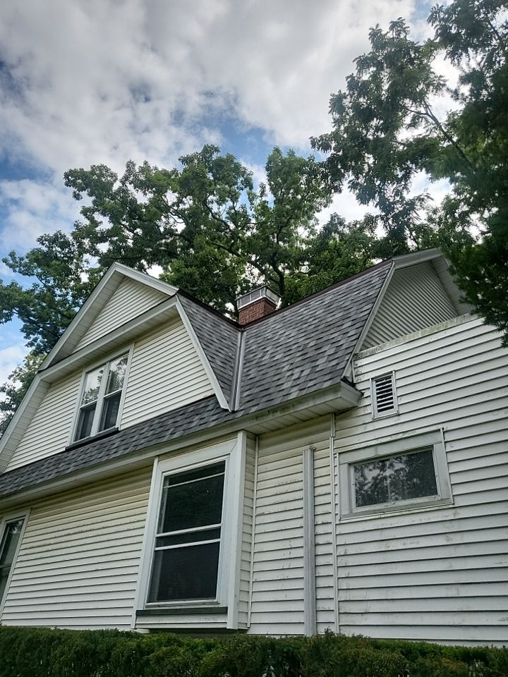 ATLAS PINNACLE COLOR: COASTAL GRANITE by Eagle Eye Roofing