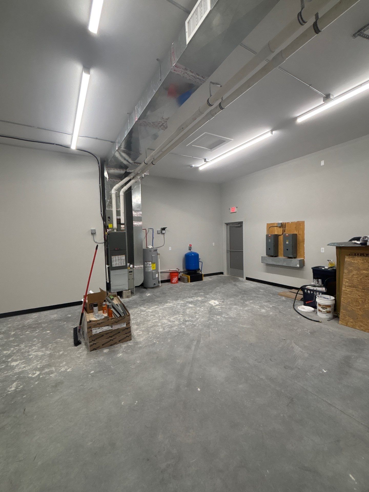 Full Office Build by Case Construction