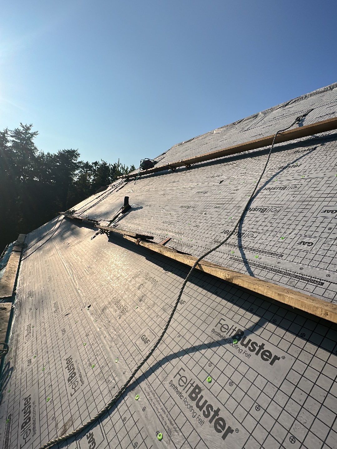 Residential Roofing Installation using Asphalt GAF HDZ by Artisan Roofing & Home Improvements Inc.