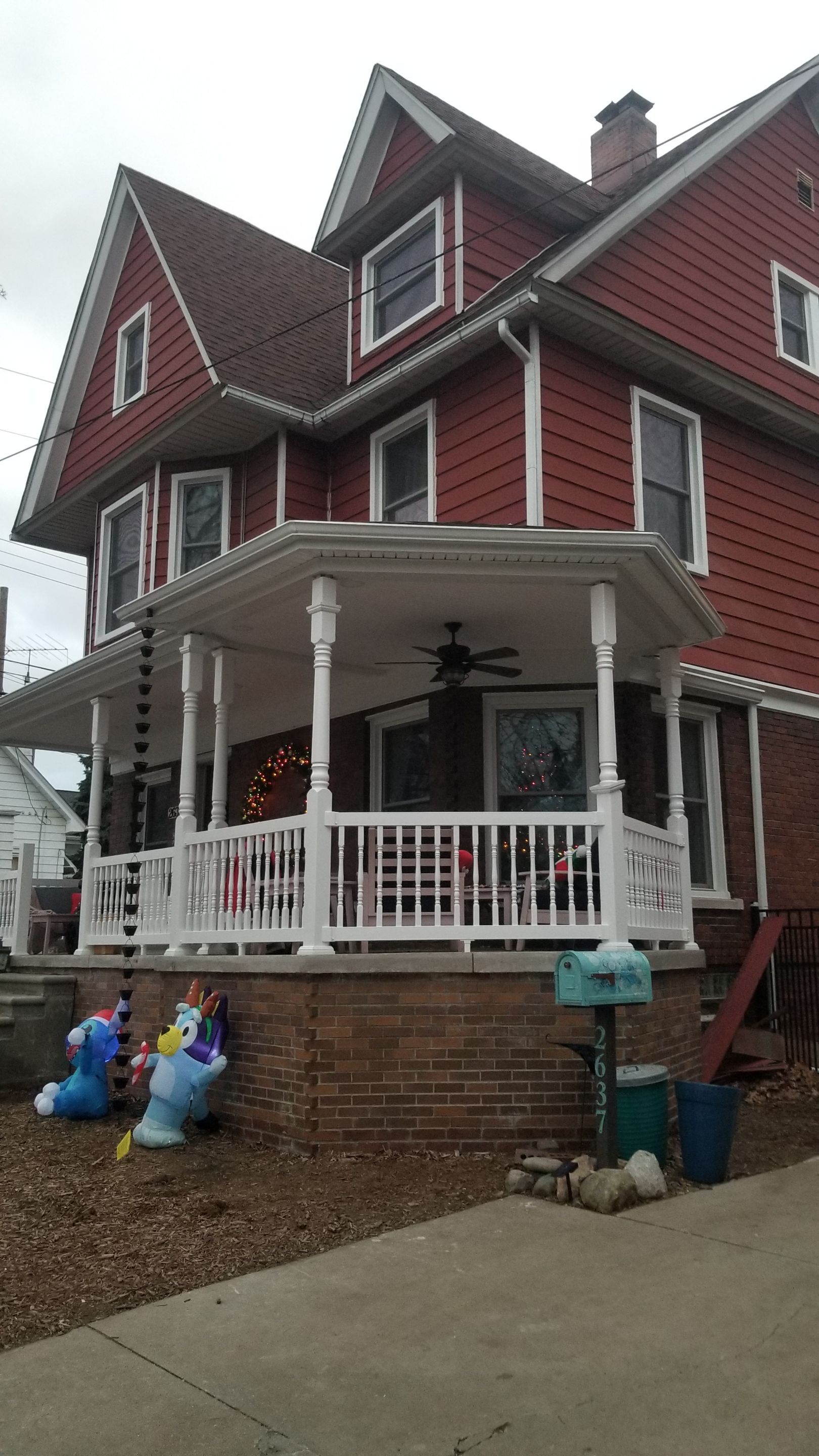 Custom Front Porch on Historic Home by Northwest Construction 