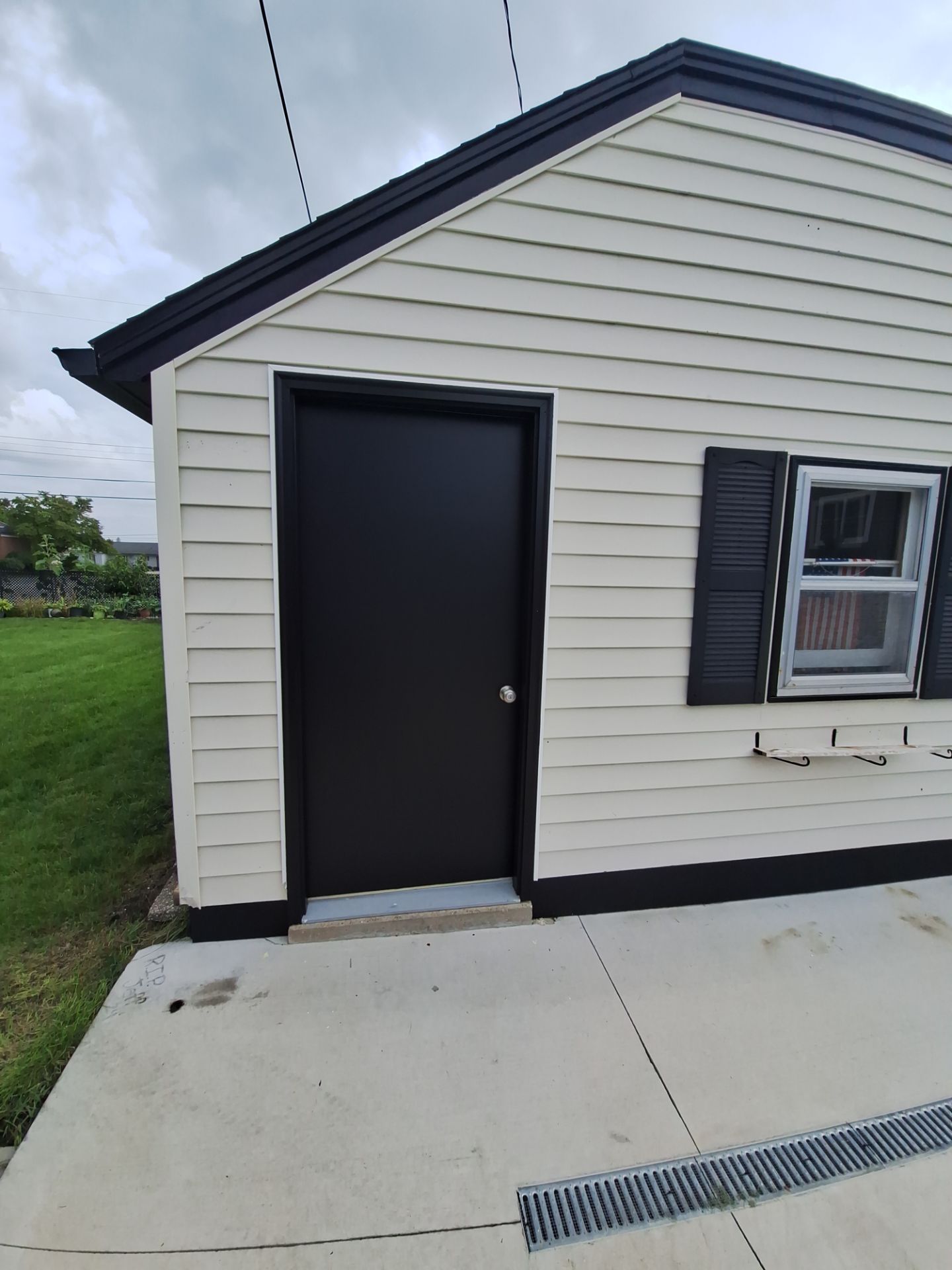 Epoxy Flake Garage Floor & Foundation Refresh – Seamless, Durable, and Clean Finish by Gordon Painting