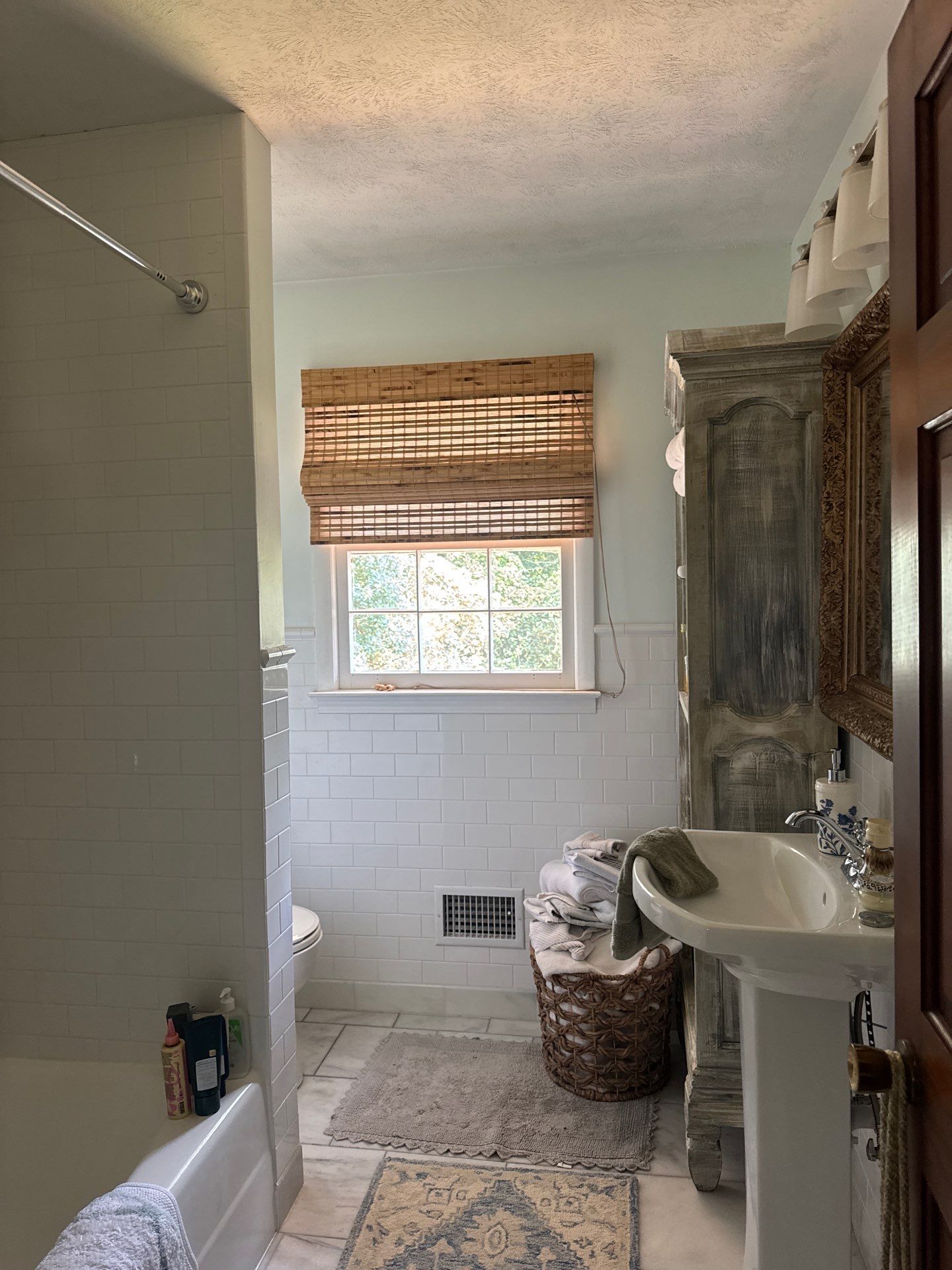 Multi-Room Interior Refresh and Bathroom Renovation in Covington by PGP Surface Solutions, LLC