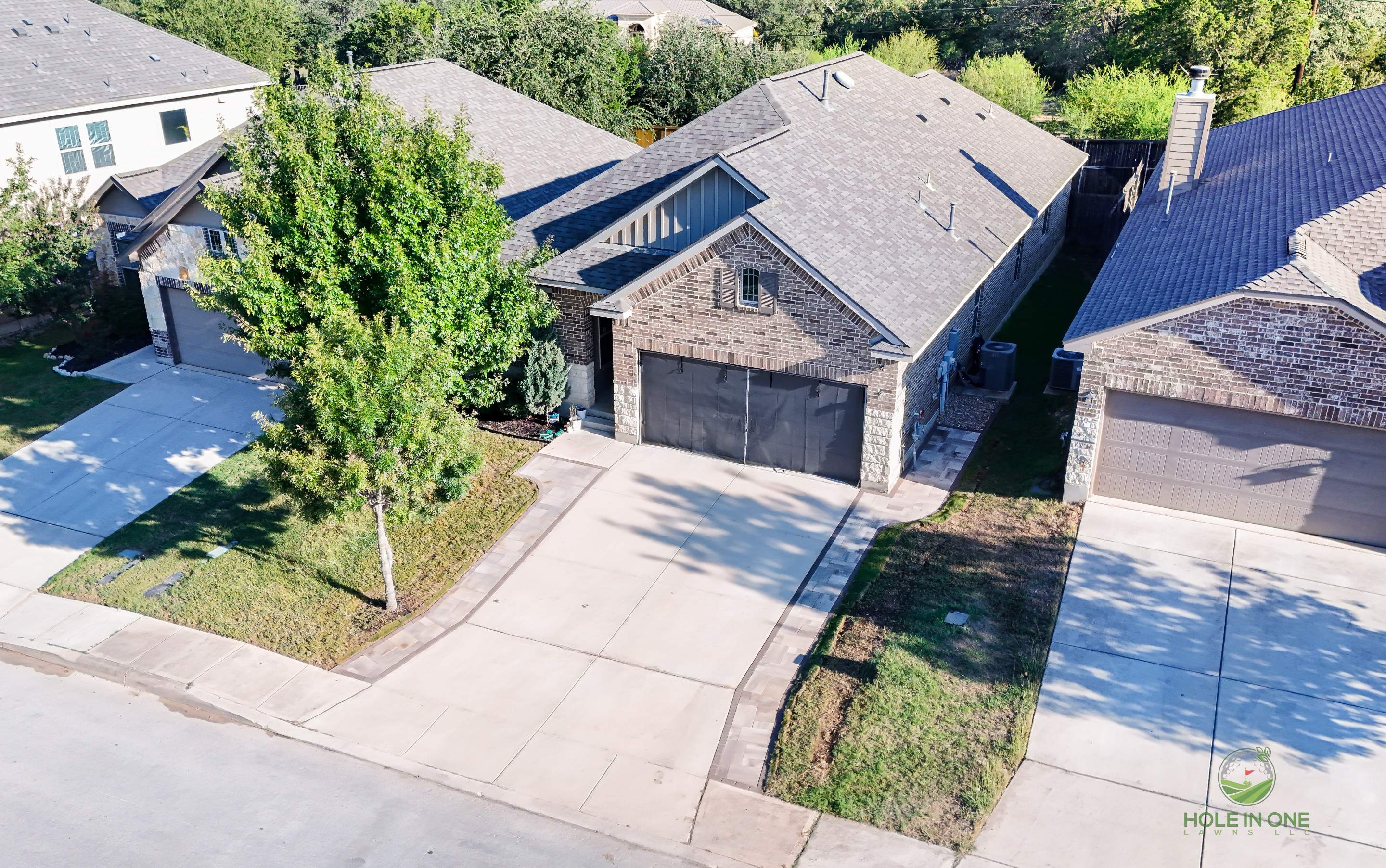 Wortham Oaks, San Antonio Tx. by Hole In One Lawns, LLC