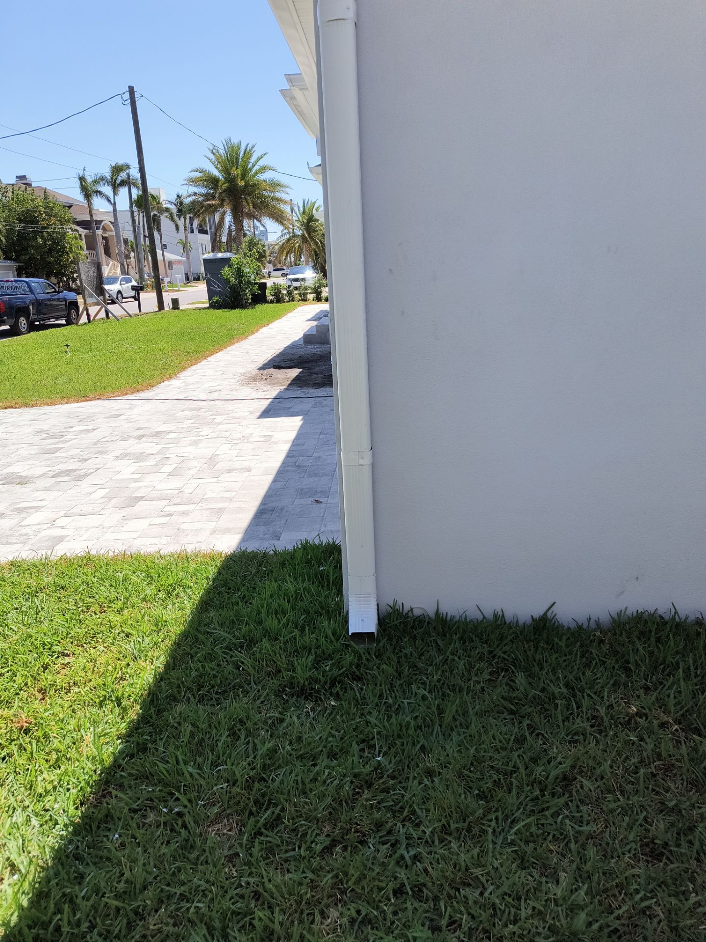 Florida Rain-Ready Homes with Seamless Gutters by Gutter Professor in Clearwater FL by Gutter Professors