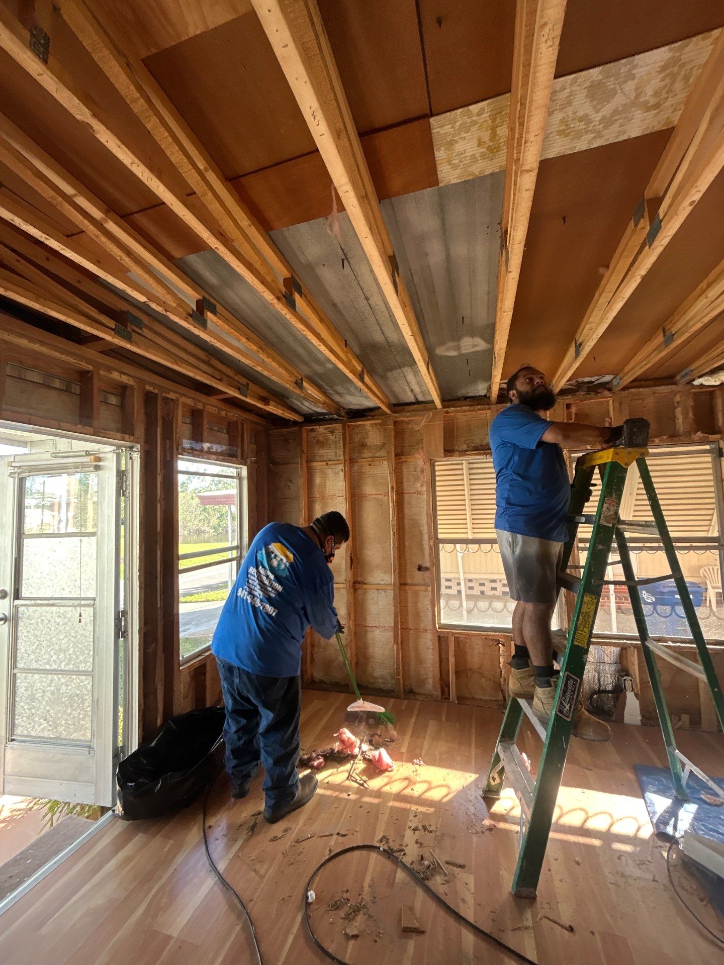 Mold Damage Removal In Ellenton, FL by Ampm Restoration Services