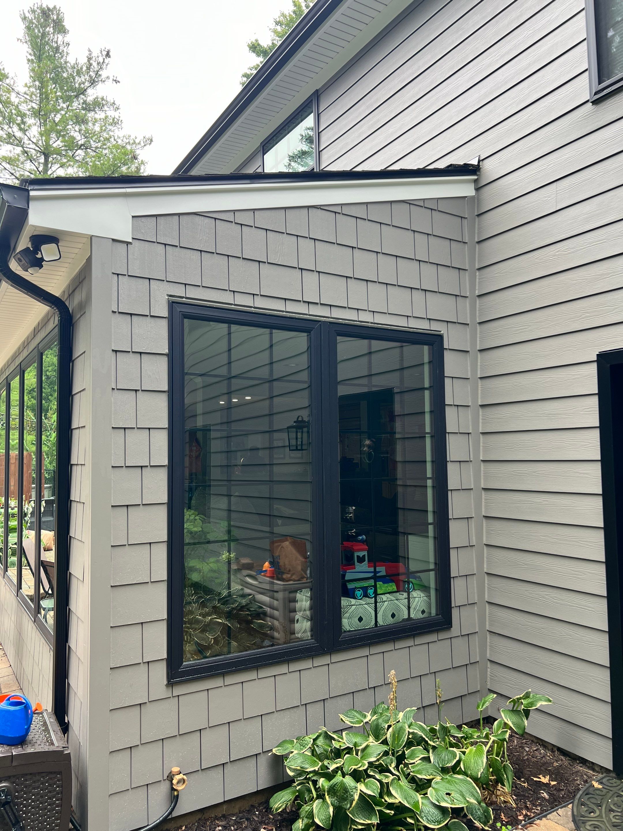 James Hardie Siding & CertainTeed Roof Replacement by Bloomfield Construction & Restoration