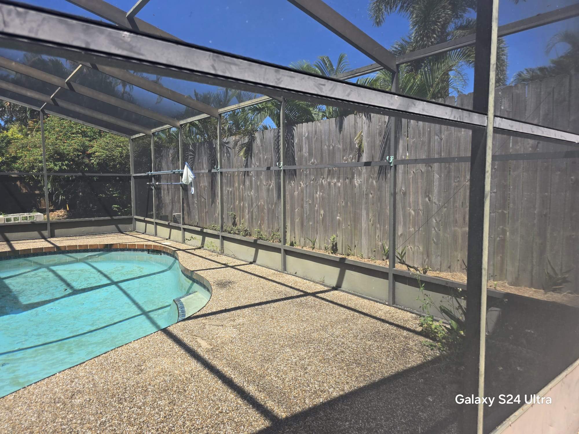 Residential Wood Privacy and Chain Link Fence Installation in Sarasota by True Fence LLC