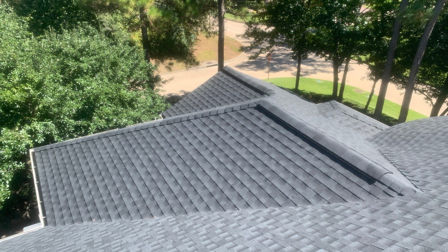GAF HDZ - Charcoal by Elite Roofing LLC