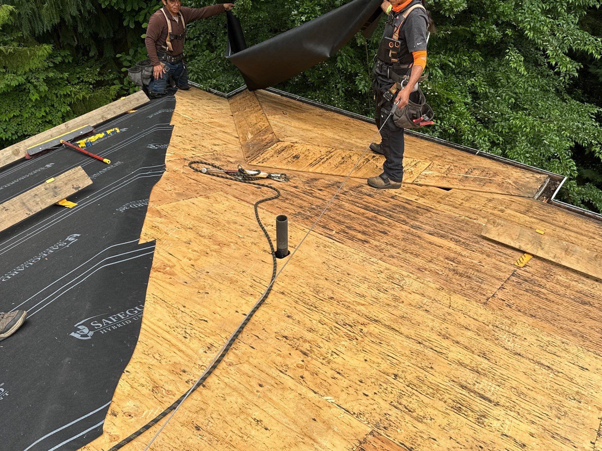 Project in West linn by Tom Leach Roofing