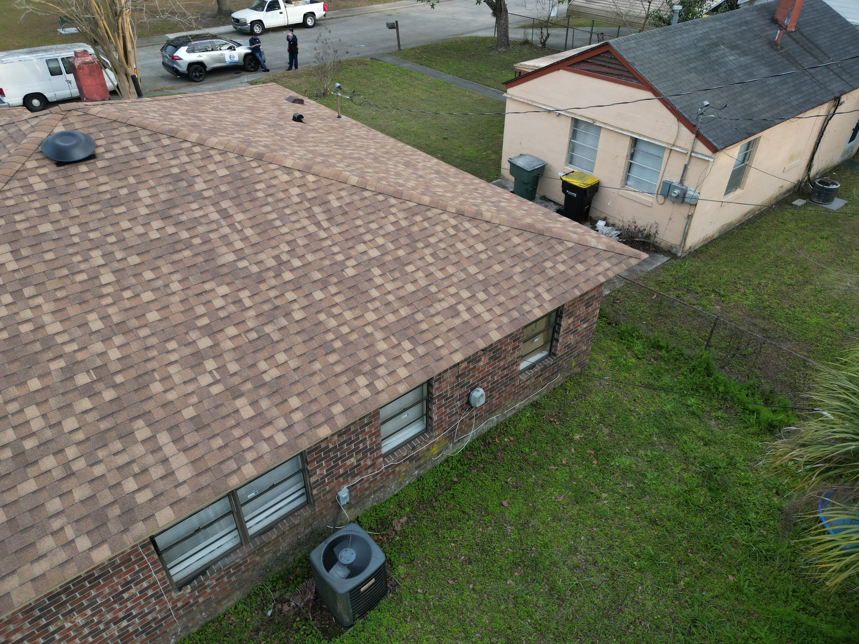 Atlas Pinnacle Pristine: Transforming Residential Roofscapes with Superior Installation by Talya Roofing
