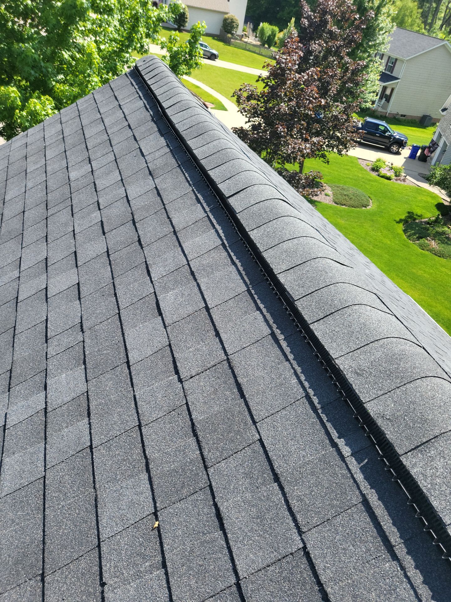 Atlas Pinnacle, Color, Black Shadow, Drip Edge, Color, White by Eagle Eye Roofing