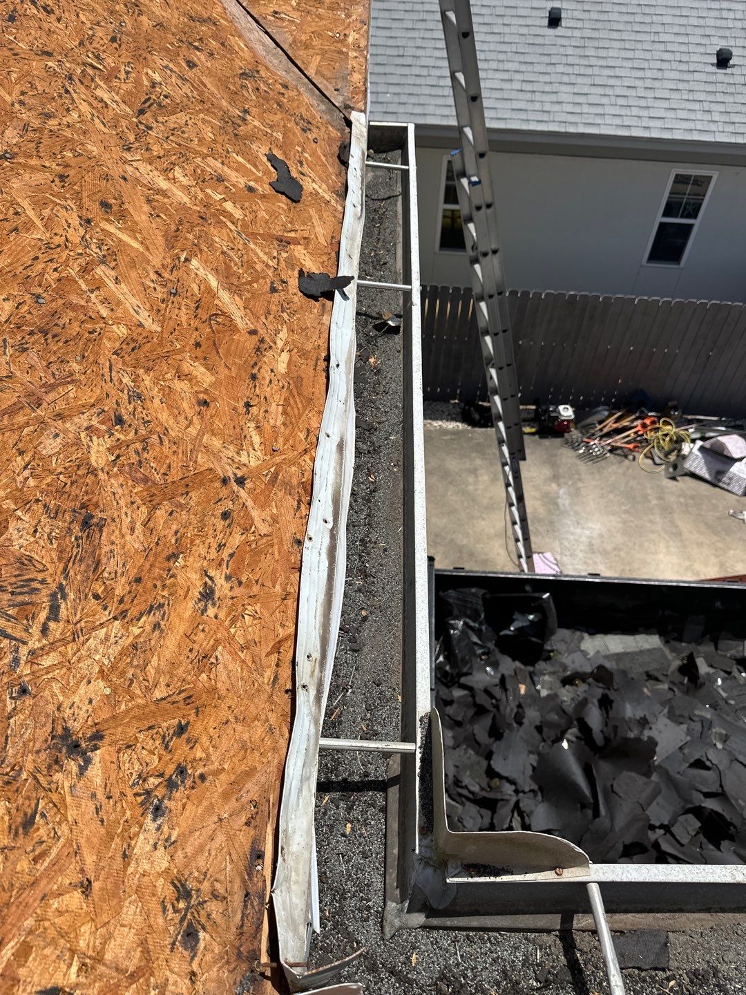 Residential Roofing Installation using Owen's Corning Duration (Lifetime) Shingles by Roof Repair Company