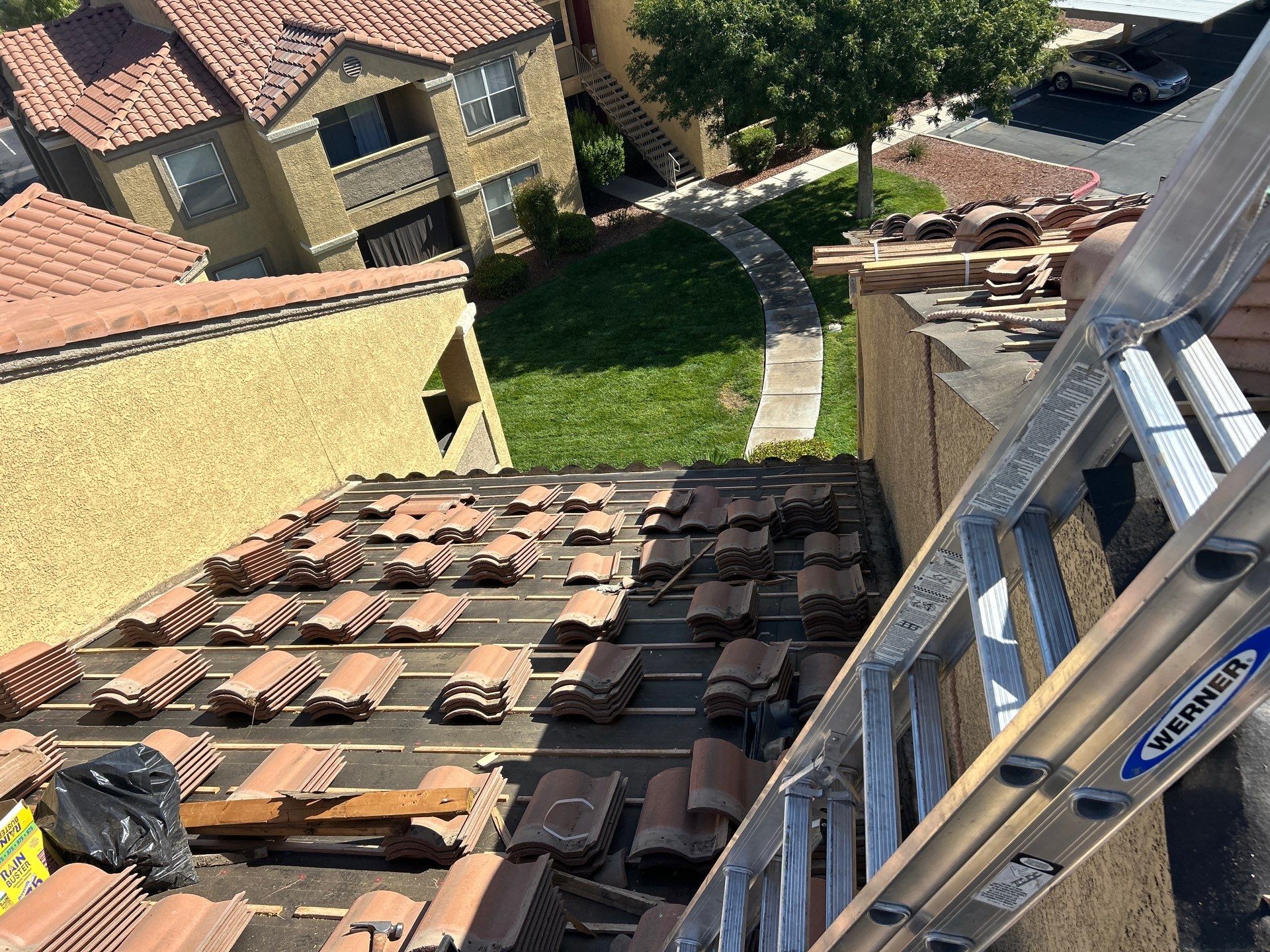 L15364-Latigo Condos by The Original Roofing Company