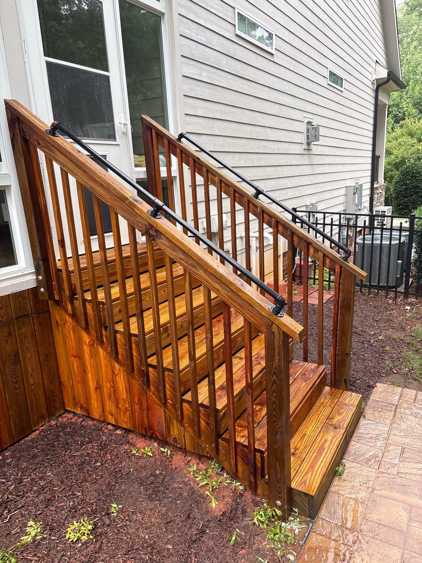 Wood Siding using Wood Sealant by DuraSeal