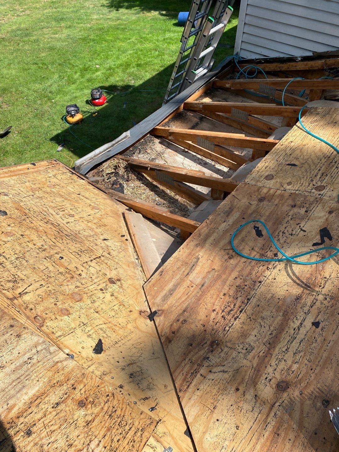 Residential Roofing Installation using owens corning duration, Harbor Blue by Absolute Roofing and Construction