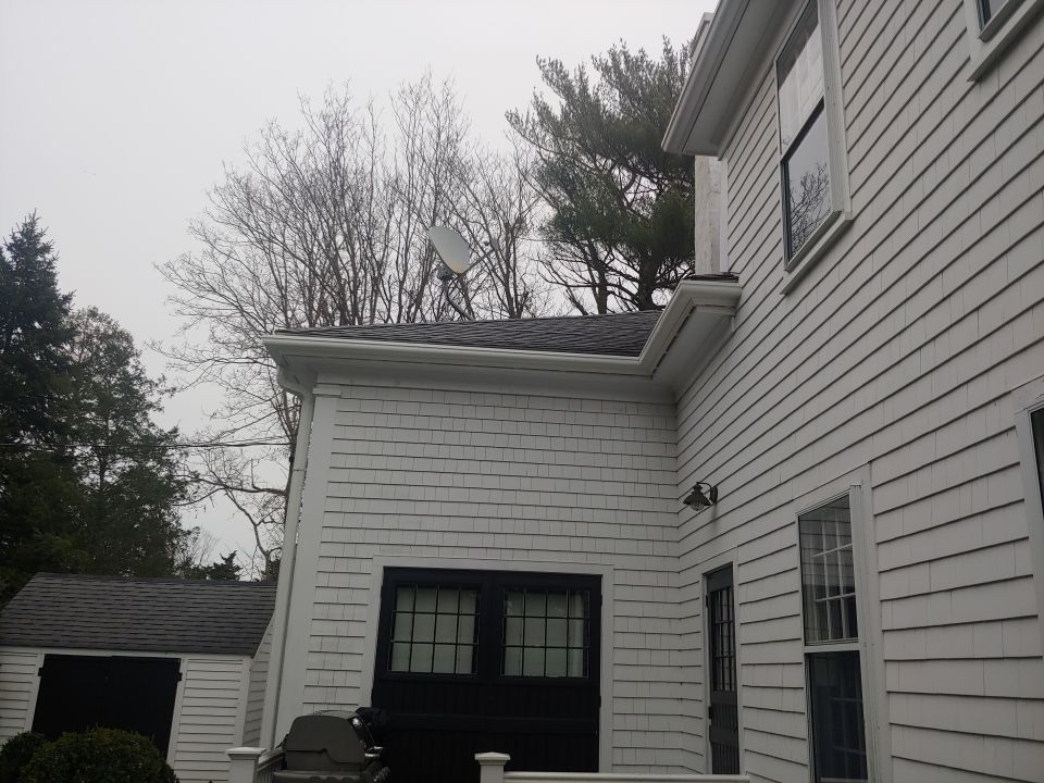 Duxbury, MA Gutter Installation using 4x6 Fiberglass Gutter with Moulding by Gutter Pro Enterprises