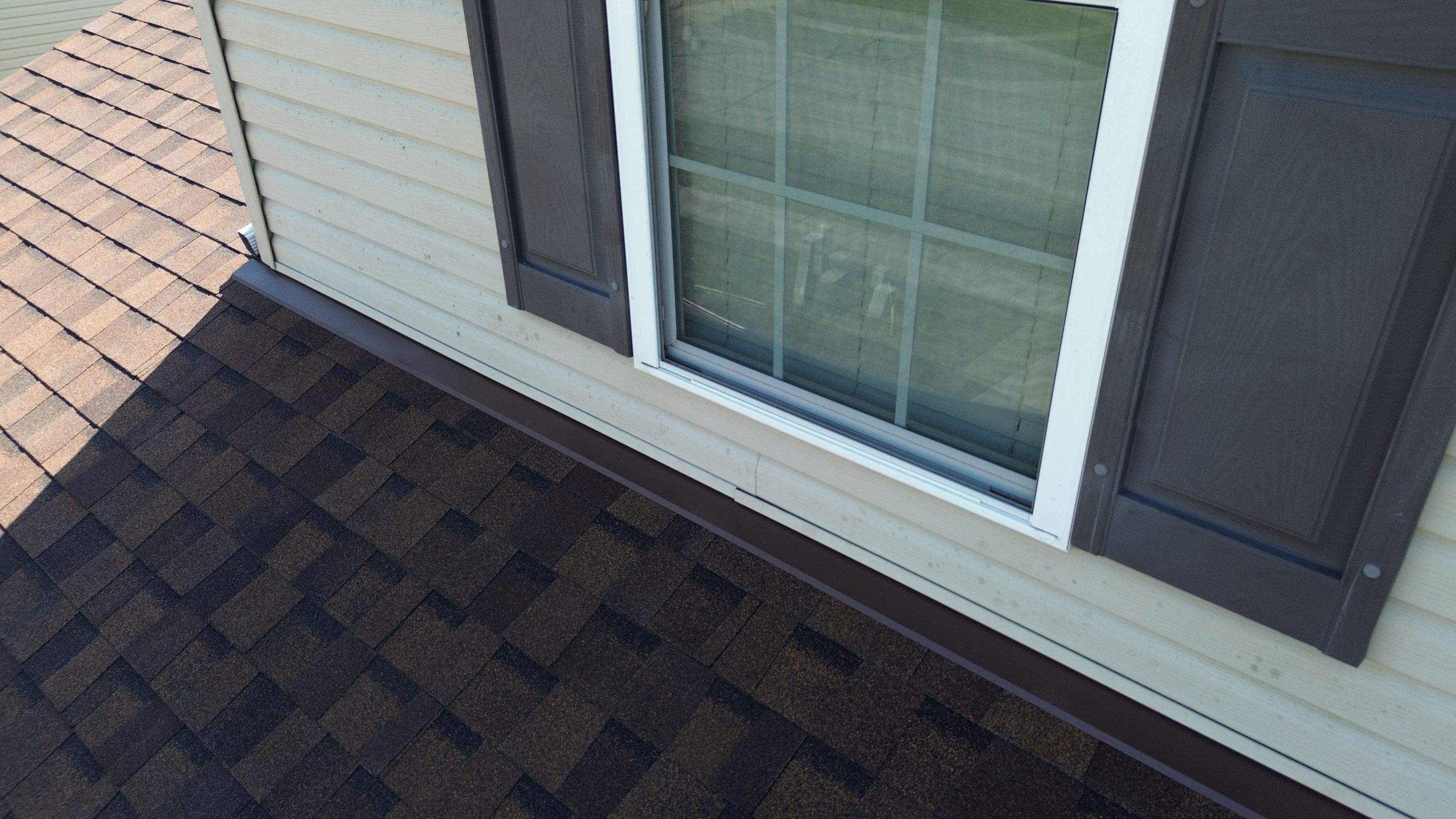 Burnt Hickory by Tamlin Roofing