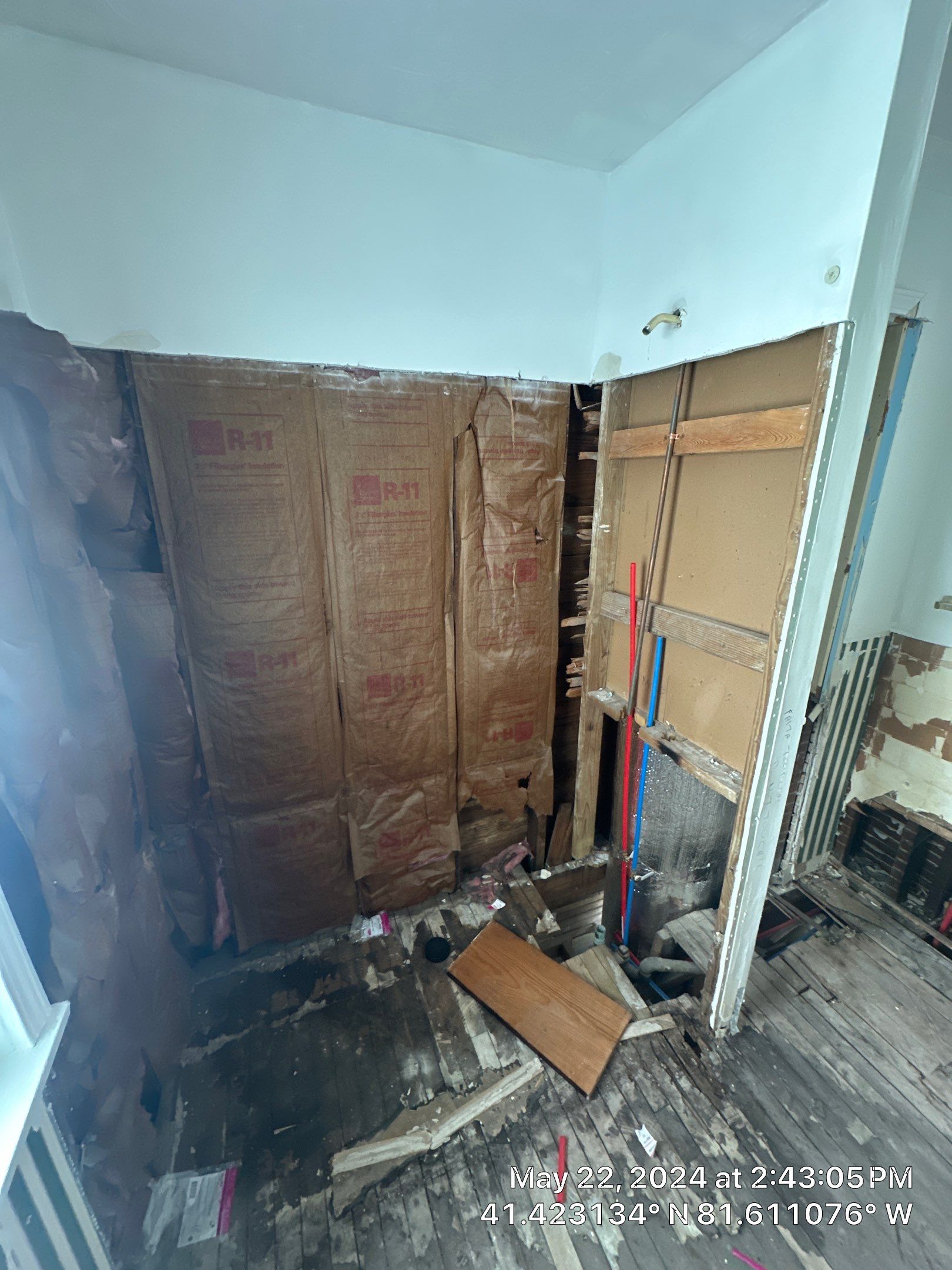 Garfield Heights Single Family Full Remodel by Reinovation