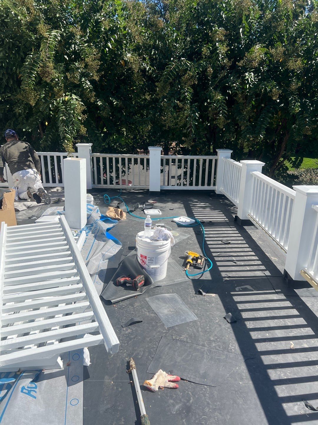 McLean - Residential Flat Roof Replacement with Carlisle Syntec EPDM by RM Banning, Inc.