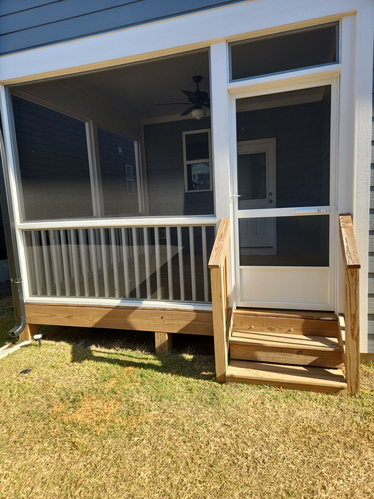 Deck using Wood Sealant and Stain by DuraSeal