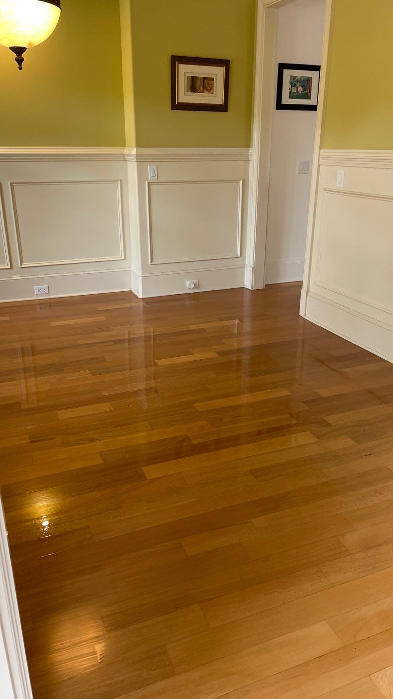 Beautiful Eucalyptus maintenance coat by Footprints Floors of East Atlanta