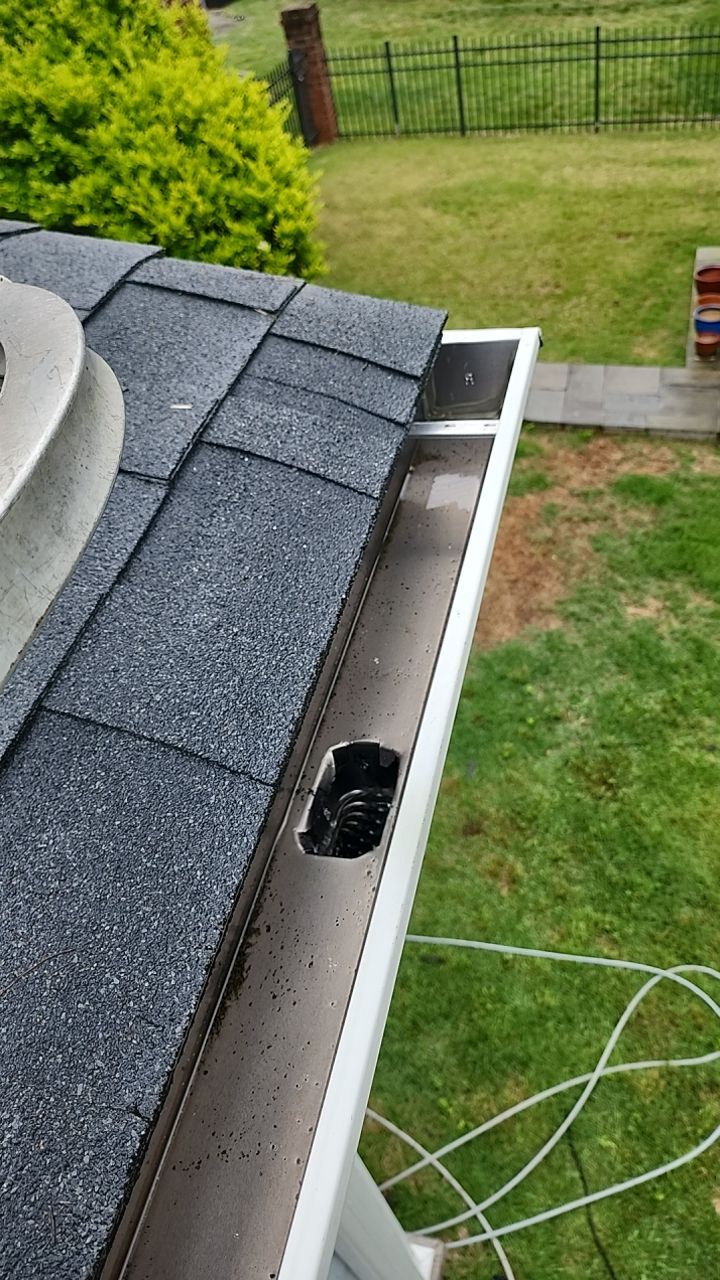 House Wash using cleaner by Power Wash Masters LLC