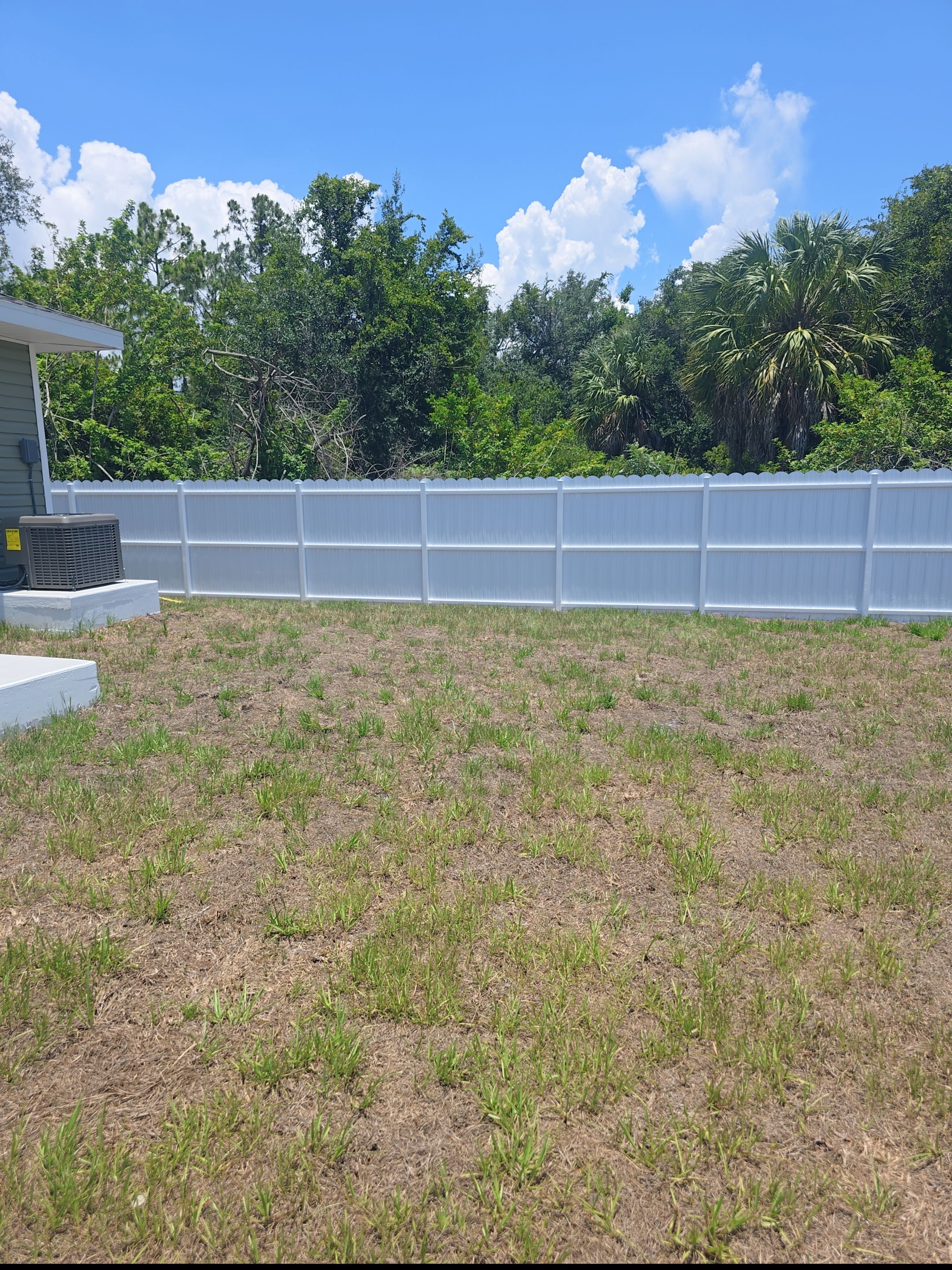 Port Charlotte Residential White Vinyl and Metal Privacy Fence by True Fence LLC