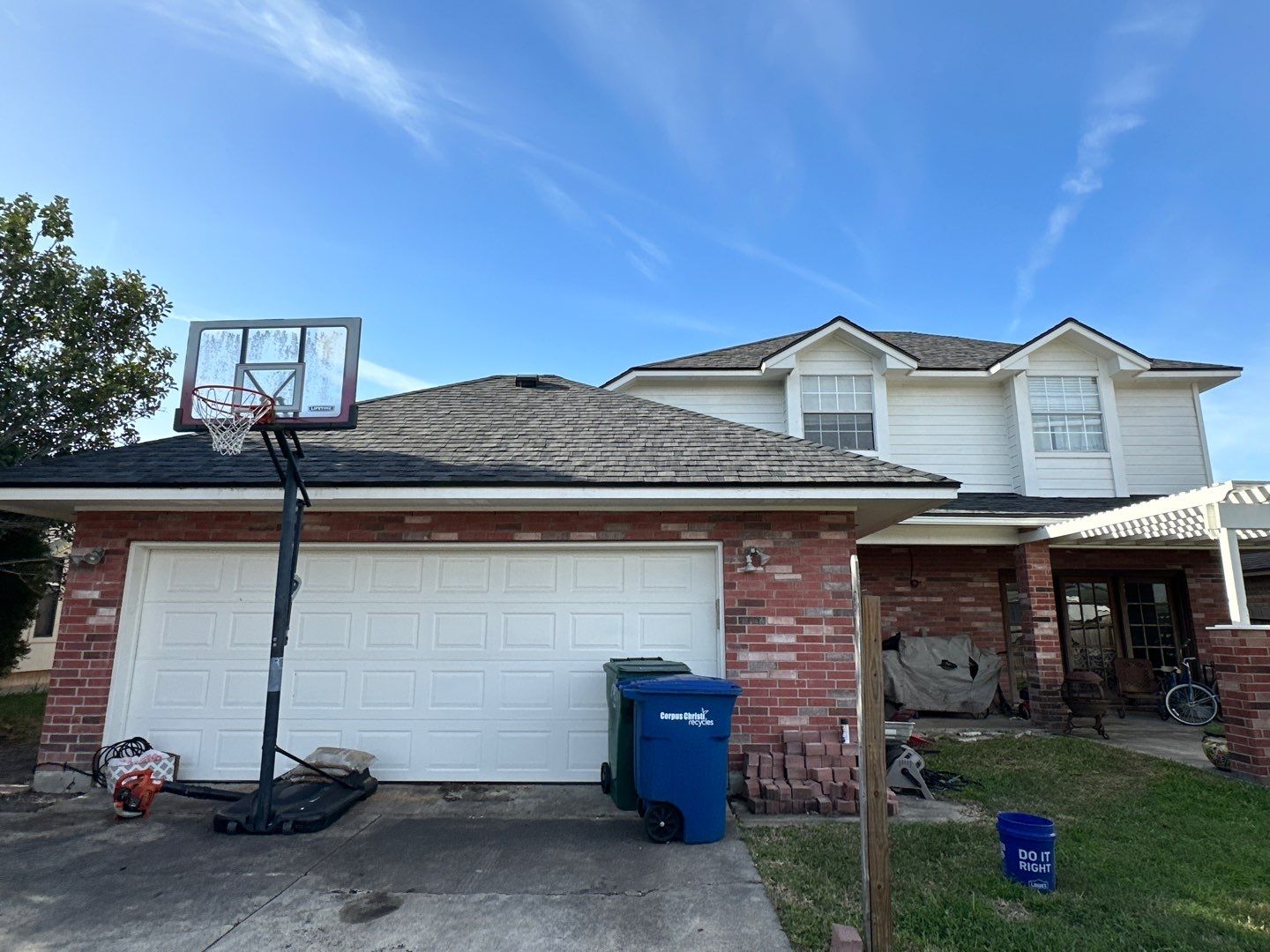 Residential Roofing Installation using Certainteed Landmark Moire Black by Galvan Roofing and Construction