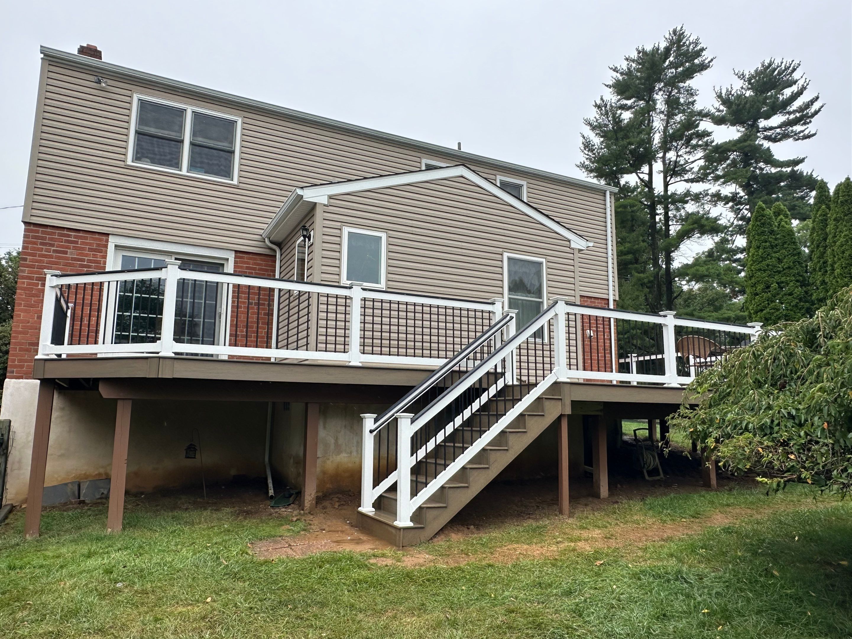 Deck Resurface using Deckorators Vista decking - color Dunnewood by deck guardian