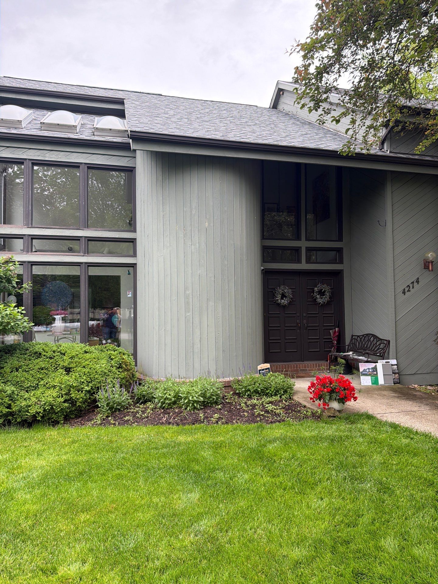 James Hardie Lap & Board and Batten in Aged Pewter at Allison Park by Ideal Siding Pittsburgh
