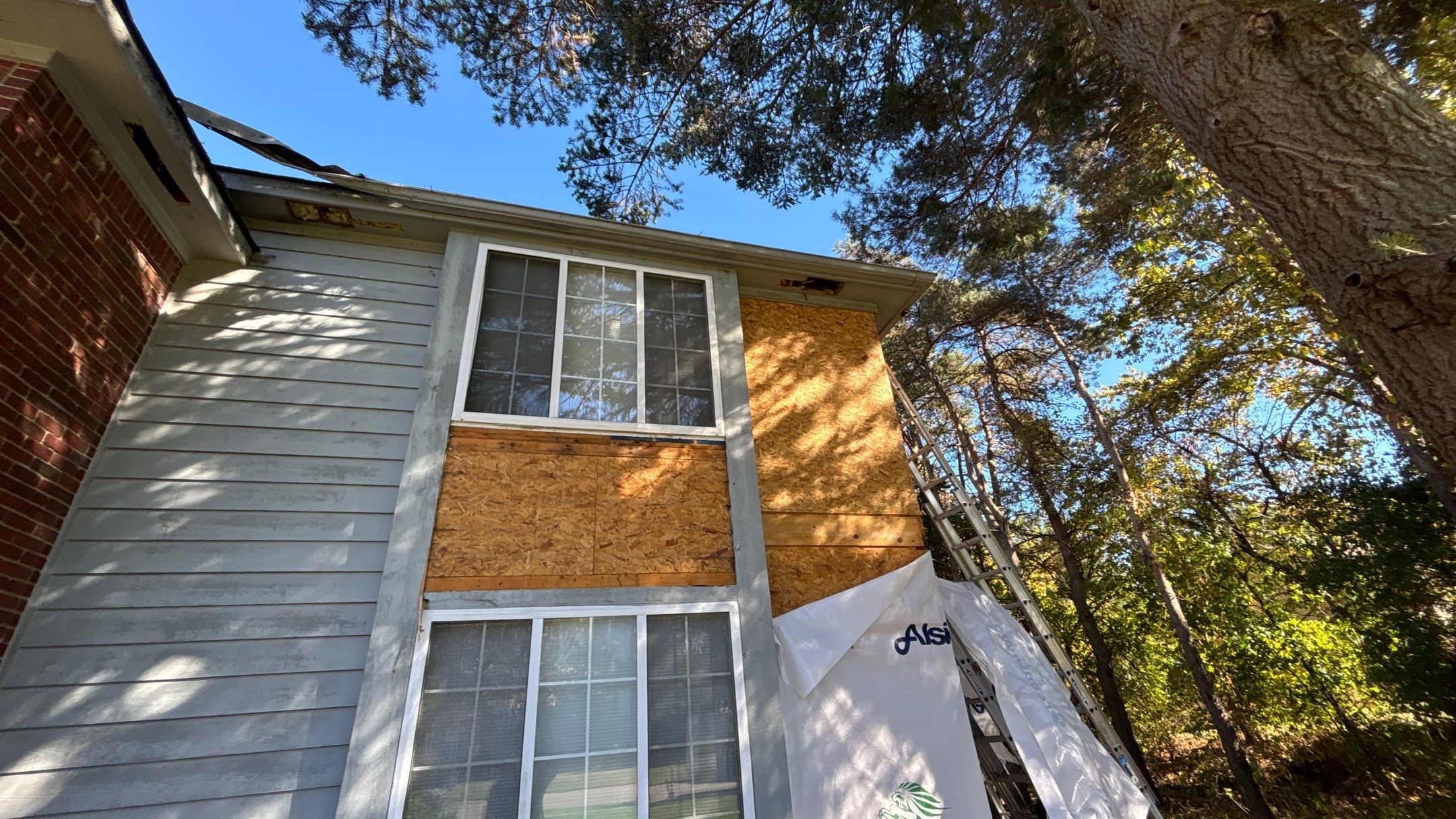 Siding Replacement using Ascend Laguna Blue by 180 Contractors