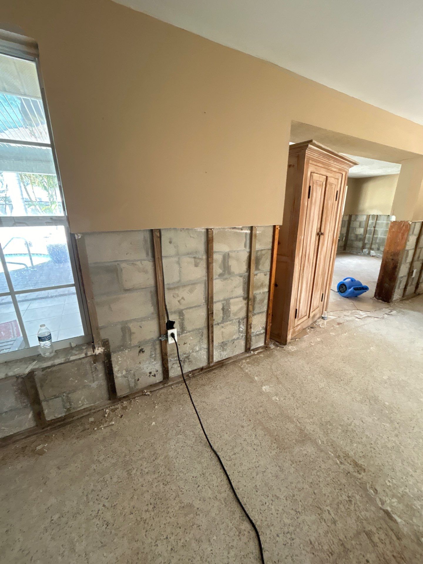 Mold Remediation + Reconstruction Bradenton by Ampm Restoration Services
