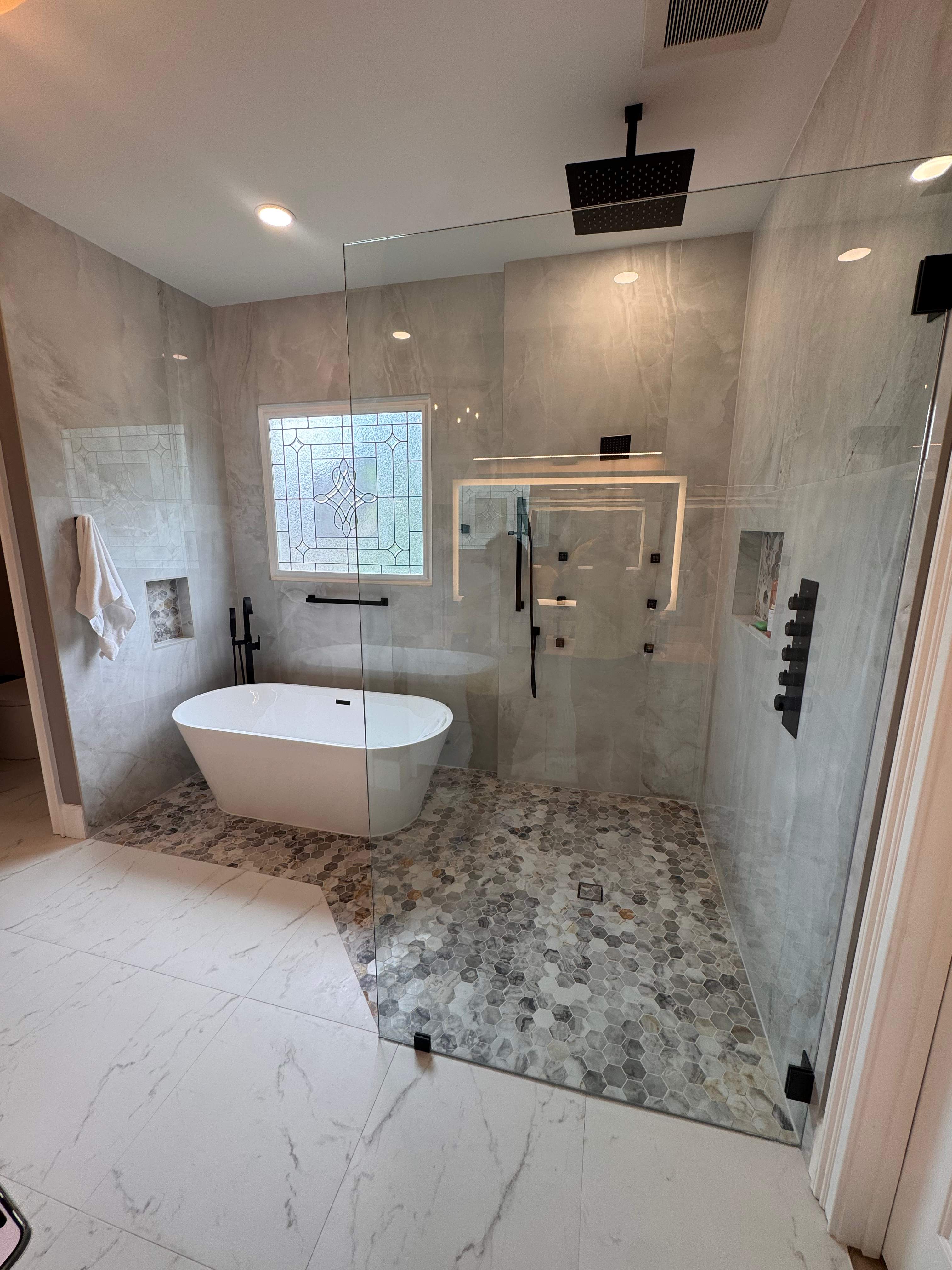 Master bathroom renovation by Prudencio