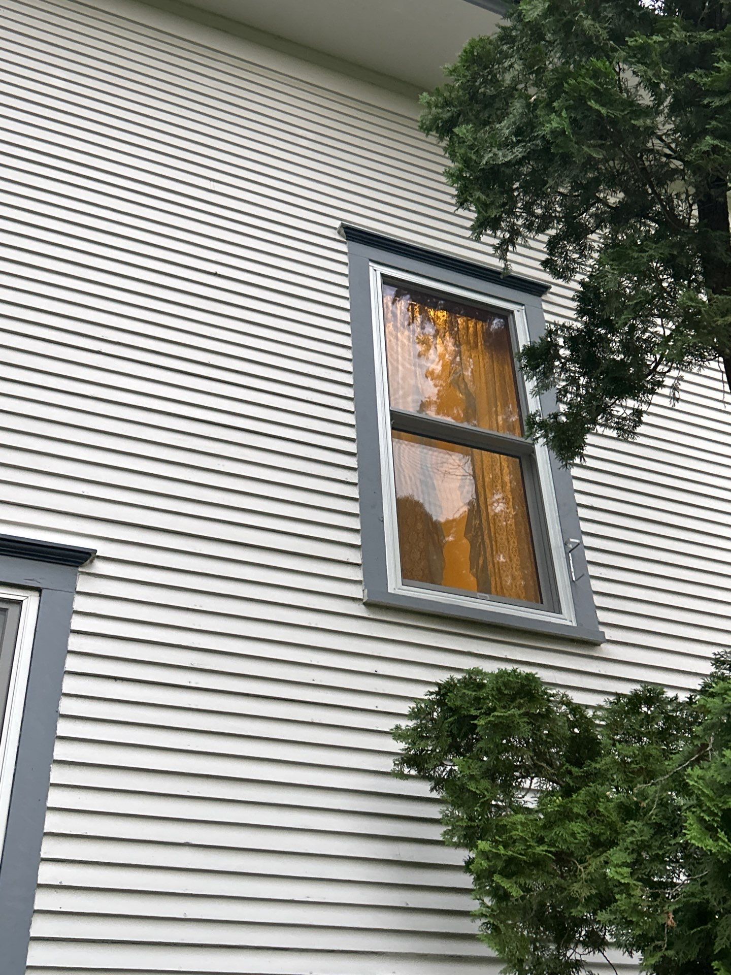 Windwo installation by United Windows and Siding LLC