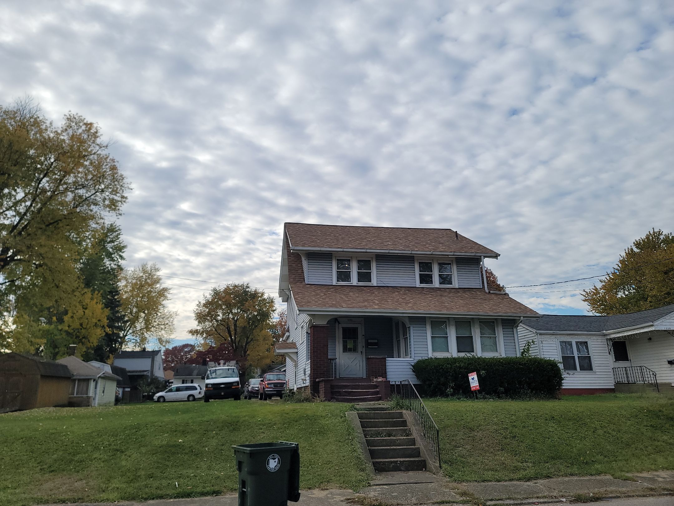 ATLAS PINNACLE COLOR: MORNING HARVEST DRIP EDGE: WHITE by Eagle Eye Roofing