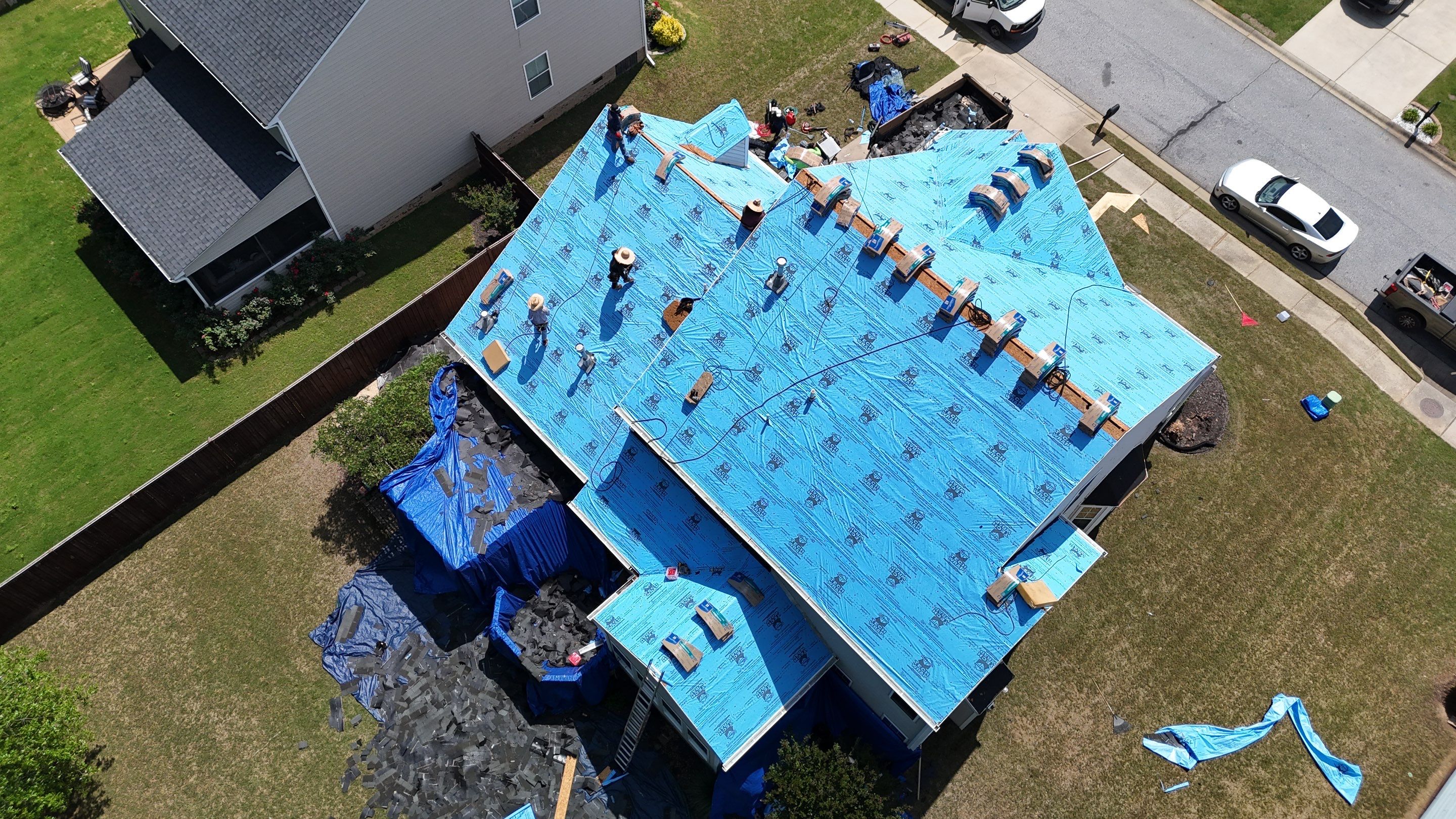 Full Asphalt Shingle Roof Replacement in Simpsonville, South Carolina by Roofers LLC