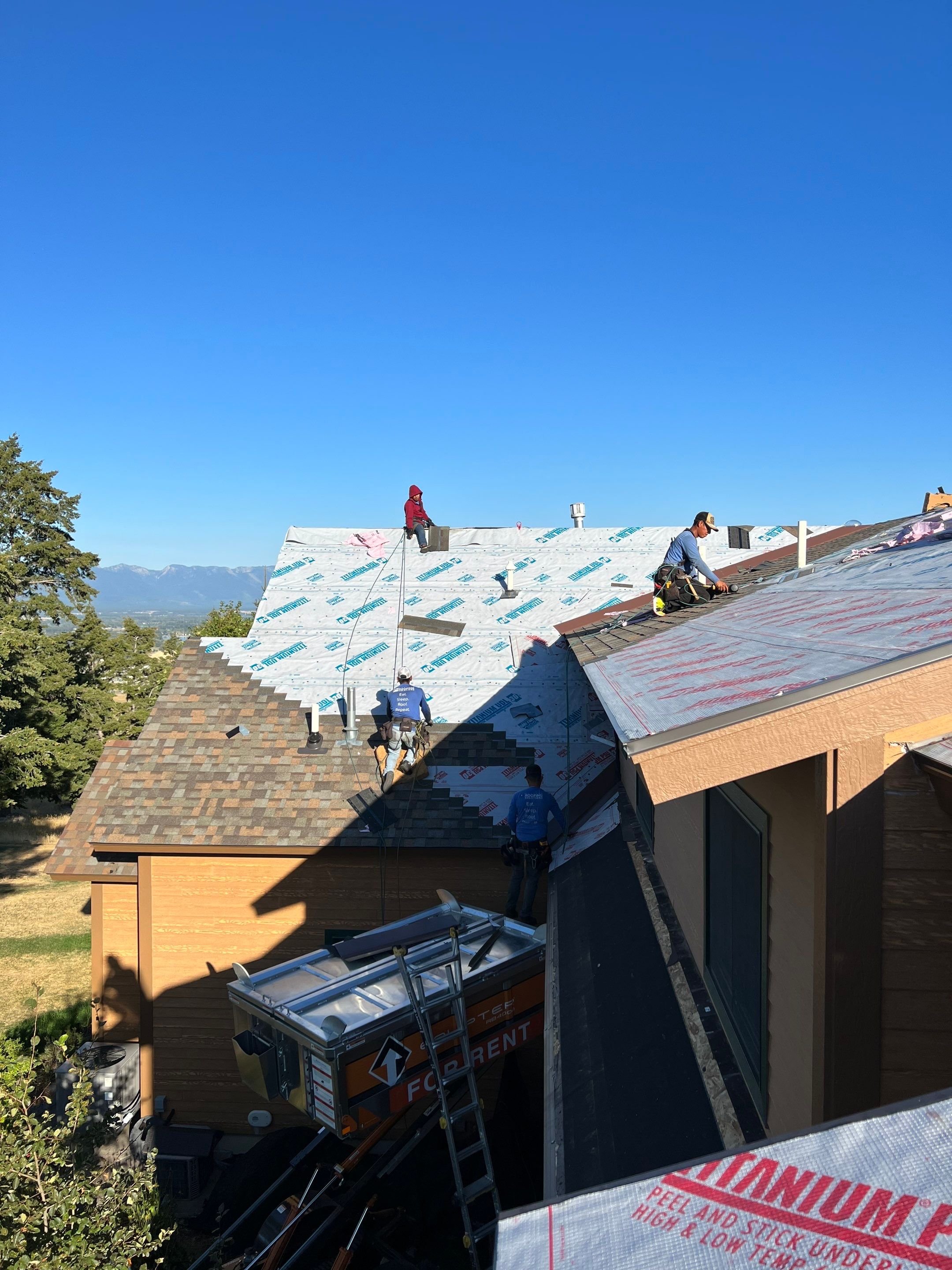 Owens Corning TruDefinition Duration - Aged Copper by Montana Roofing Solutions