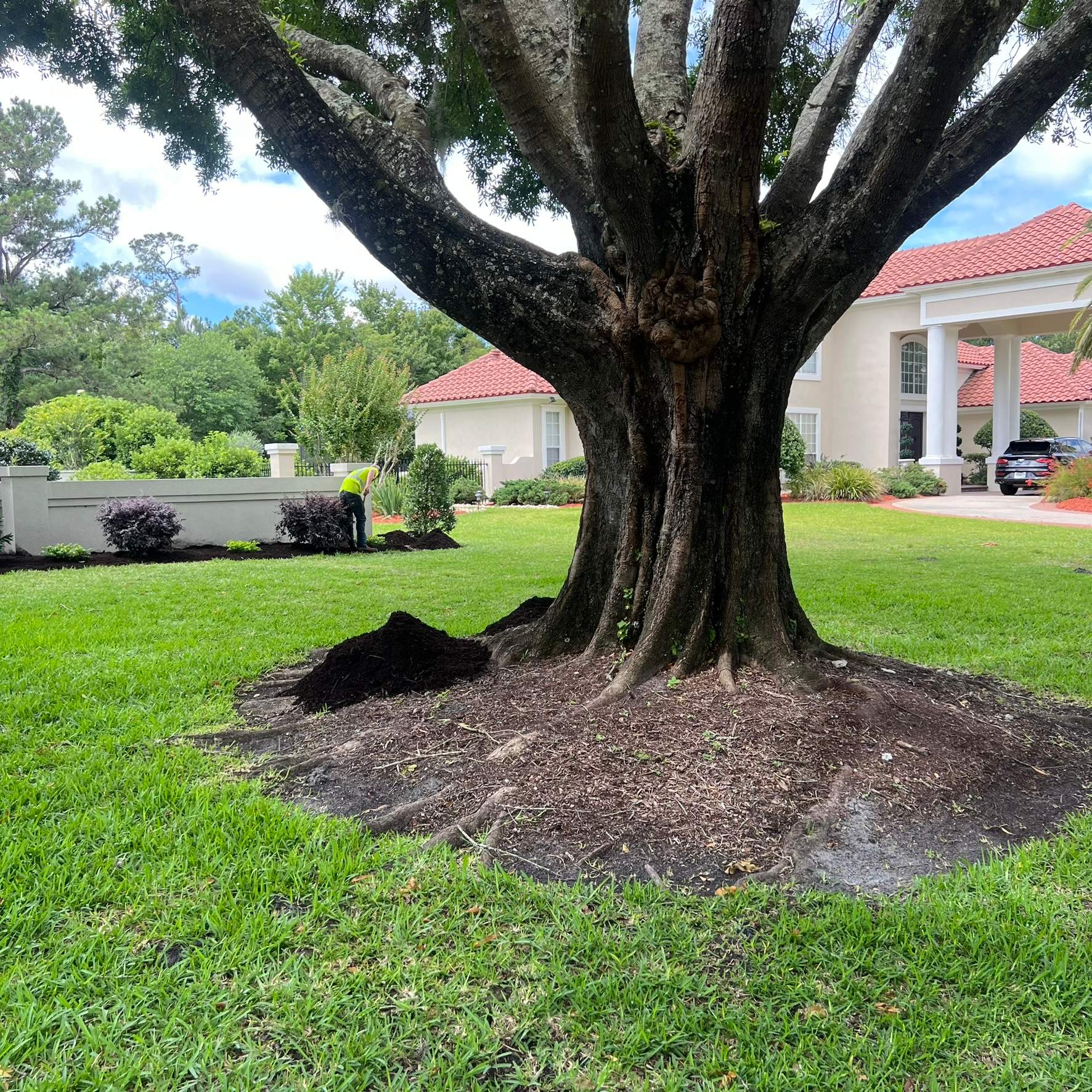 Plant & Mulch Installation | Deerwood Country Club by ProGreen Services