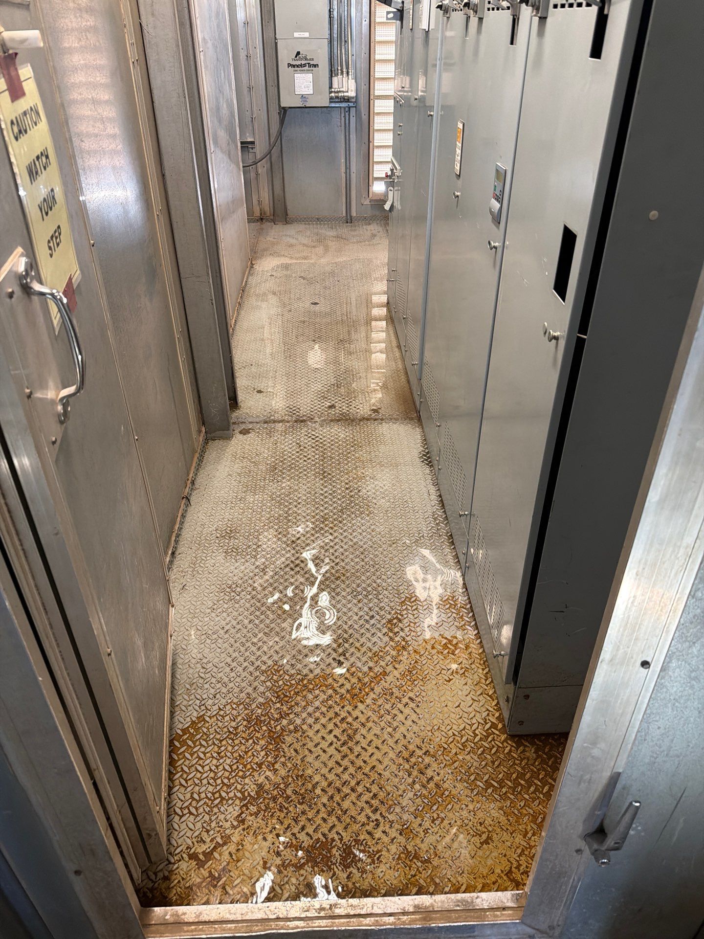 COMMERCIAL LARGE JOBS by Jimmy Garza Emergency Water Removal, LLC