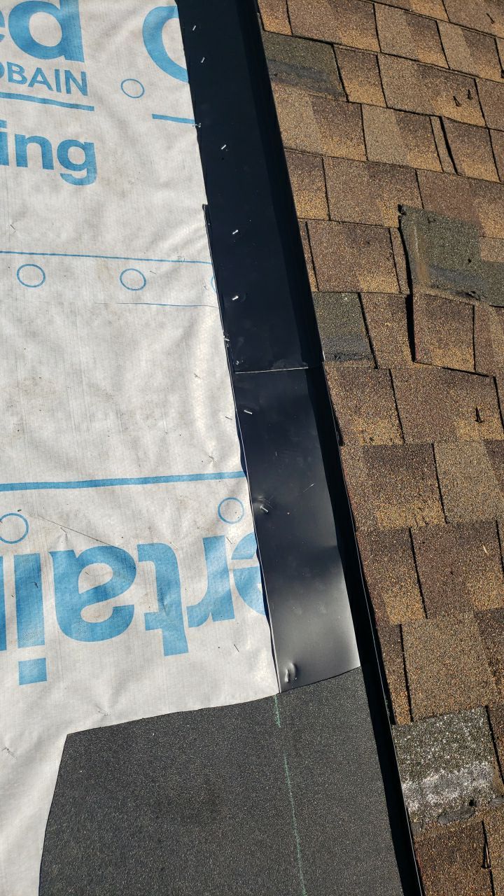 Springfield: CertainTeed Landmark Pro Designer Shingles in Max Def Pewterwood by RM Banning, Inc.